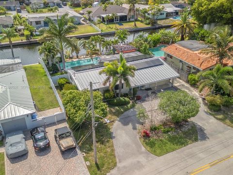 Tiny photo for 4321 NE 15th Ter, Oakland Park, FL 33334 (MLS # A12027531)