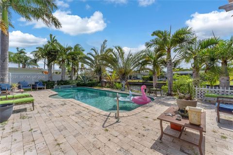 Tiny photo for 4321 NE 15th Ter, Oakland Park, FL 33334 (MLS # A12027531)