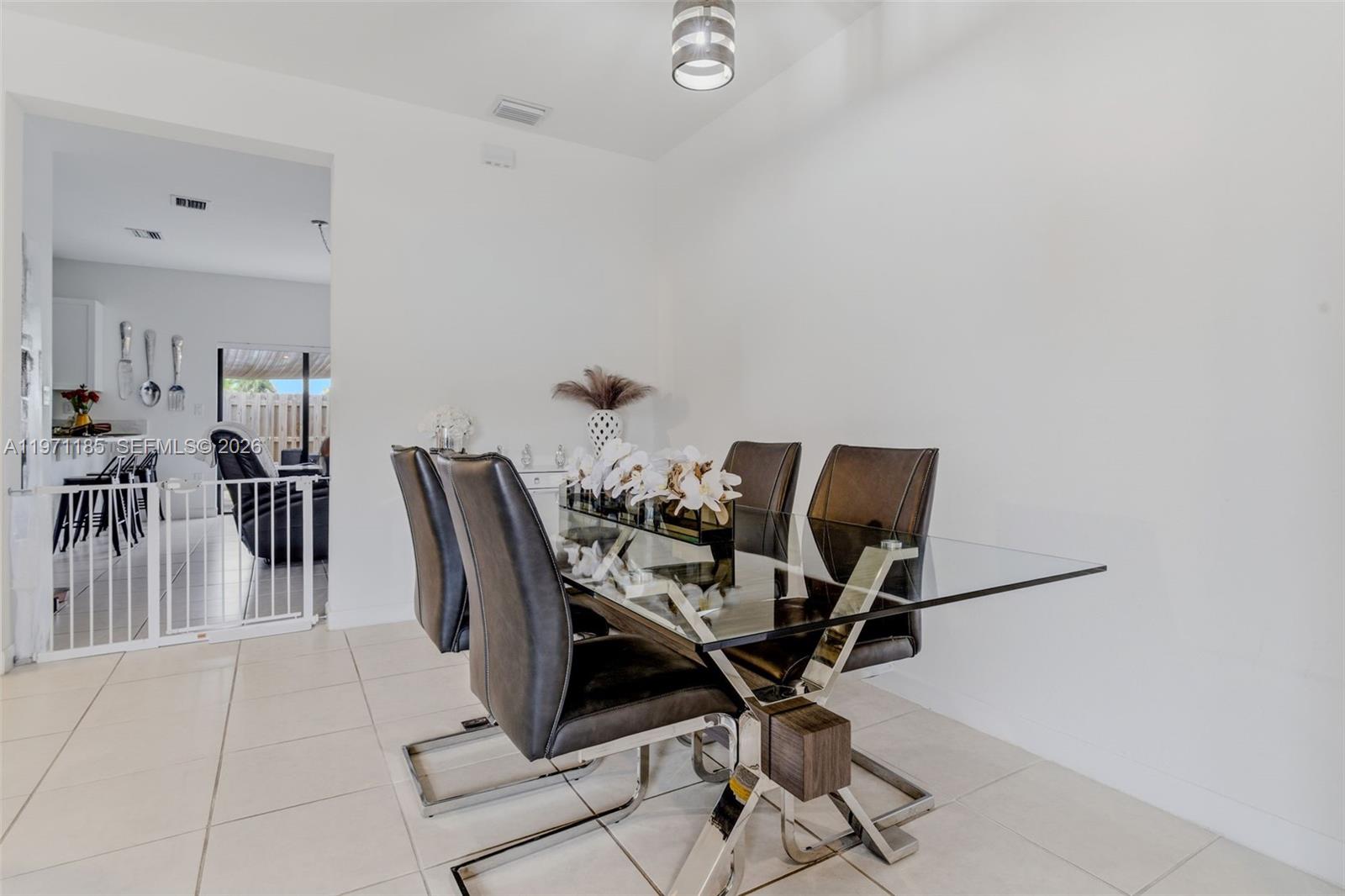 ENCLAVE SOUTH PHASE 2 - Residential