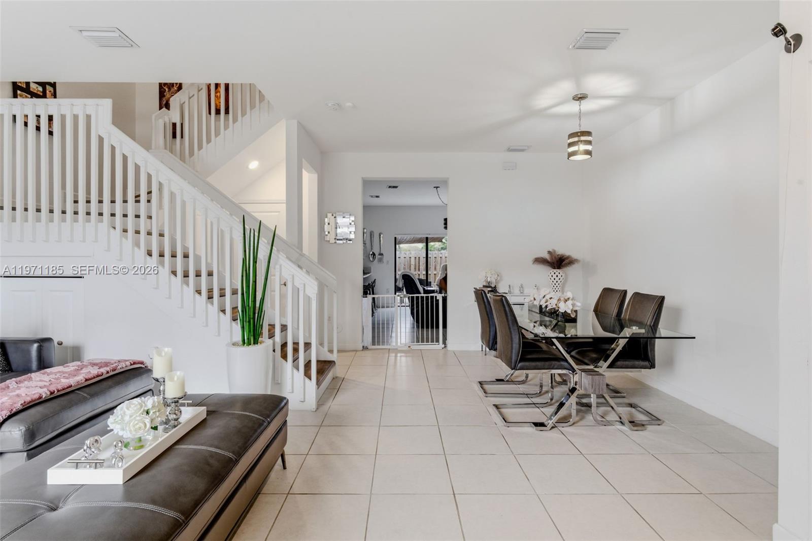 ENCLAVE SOUTH PHASE 2 - Residential