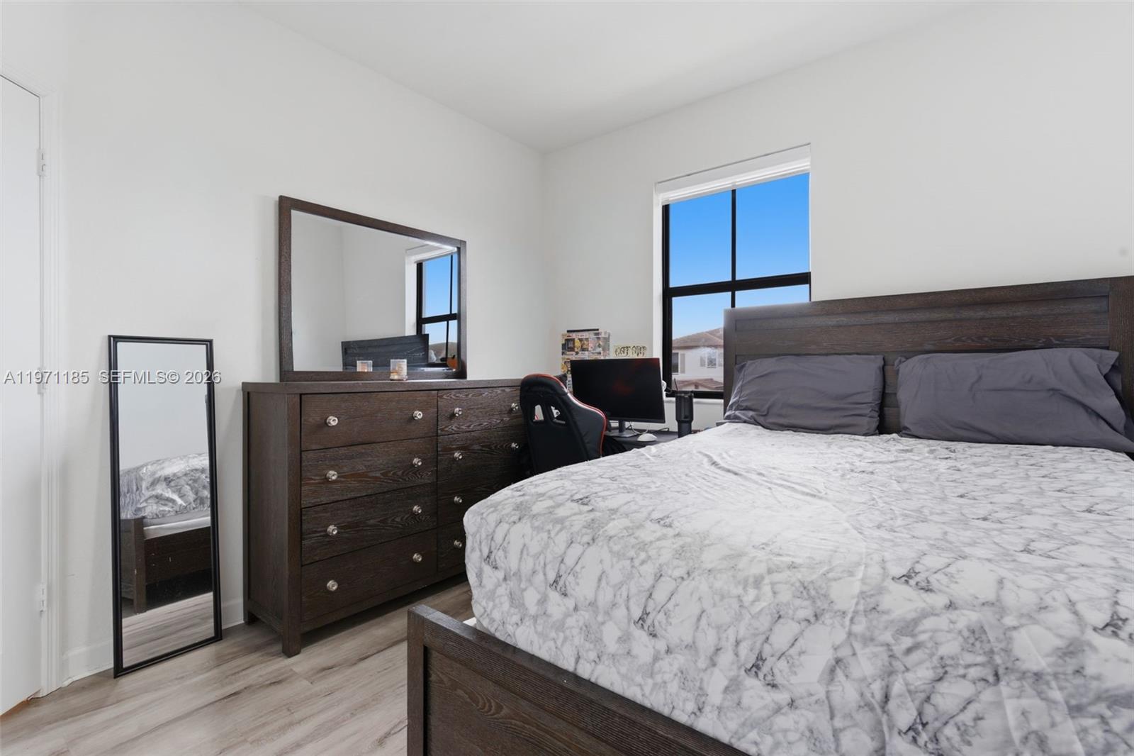 ENCLAVE SOUTH PHASE 2 - Residential