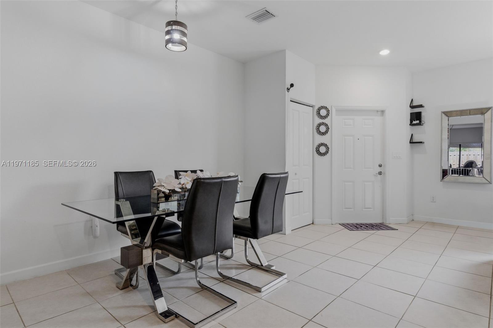 ENCLAVE SOUTH PHASE 2 - Residential