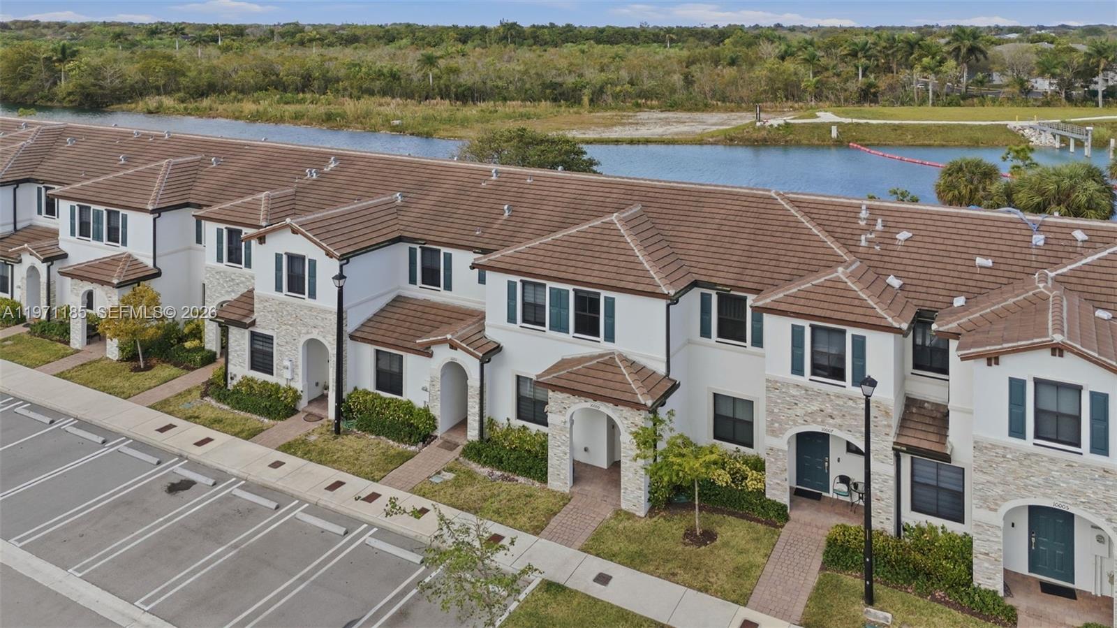 ENCLAVE SOUTH PHASE 2 - Residential