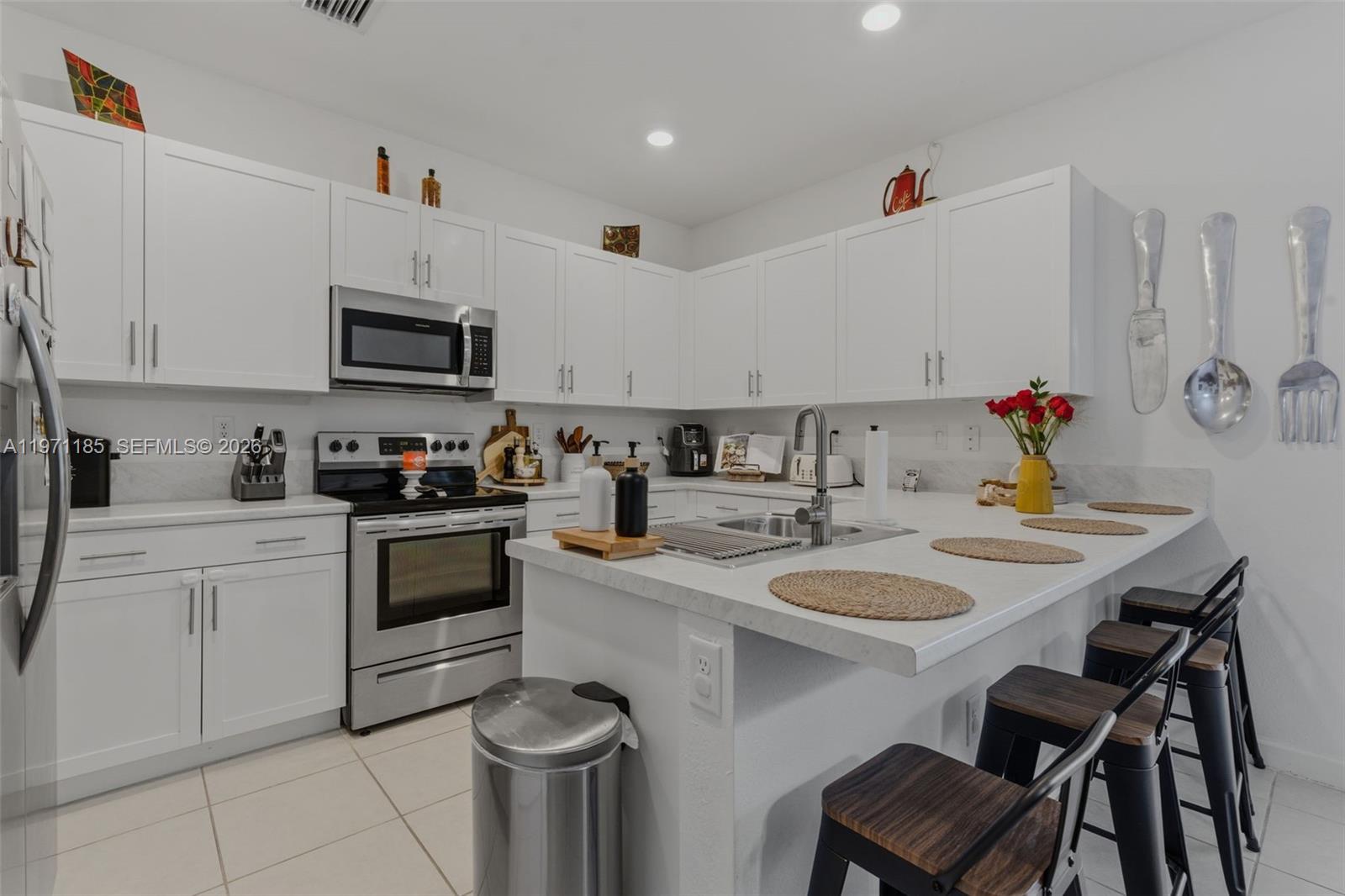 ENCLAVE SOUTH PHASE 2 - Residential