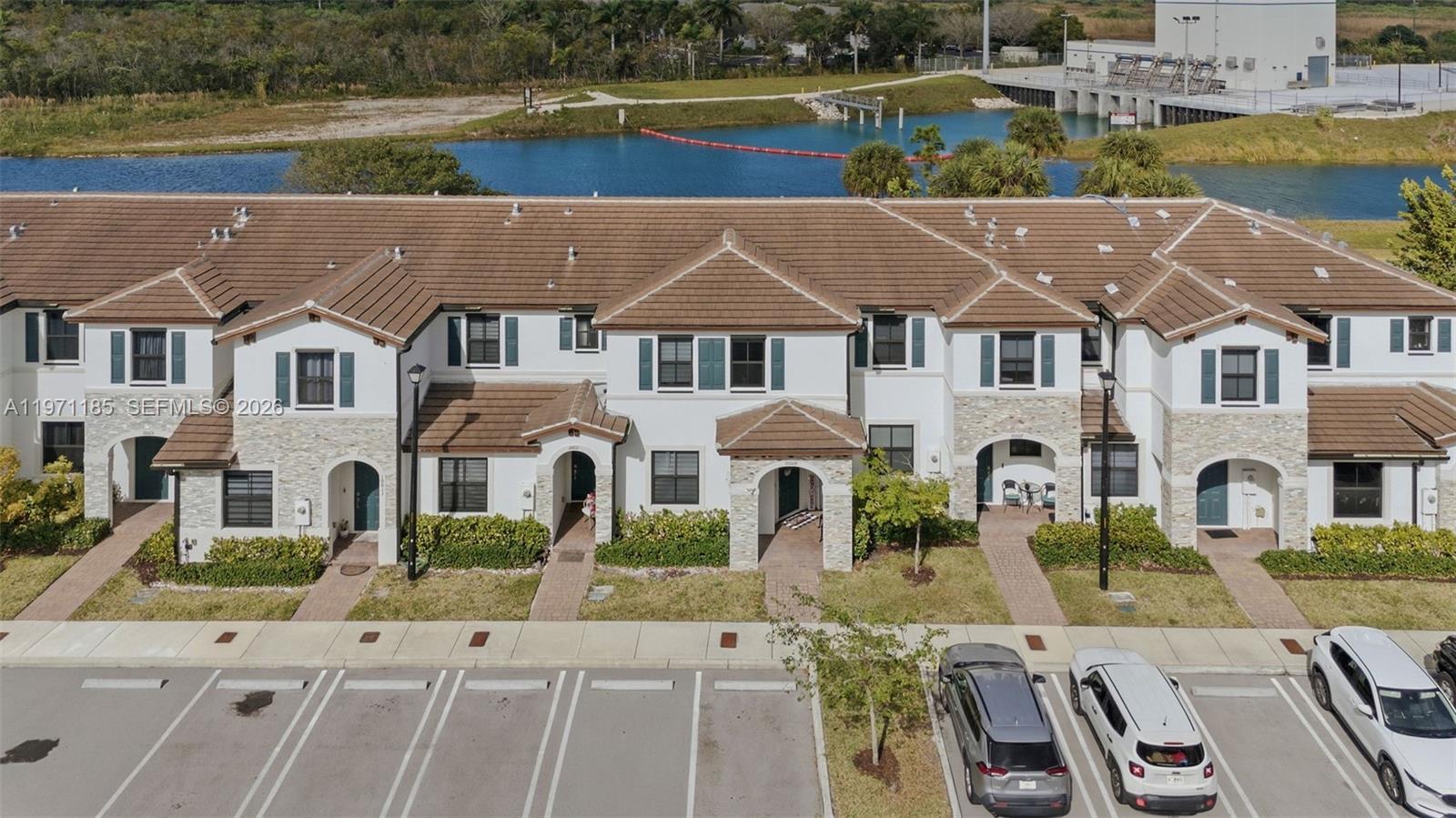 ENCLAVE SOUTH PHASE 2 - Residential