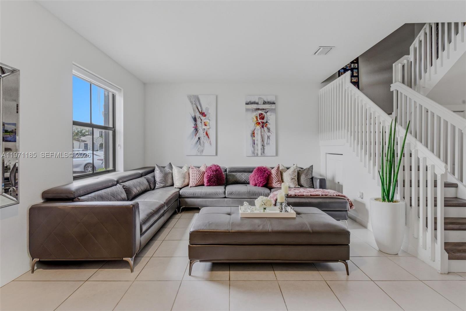 ENCLAVE SOUTH PHASE 2 - Residential