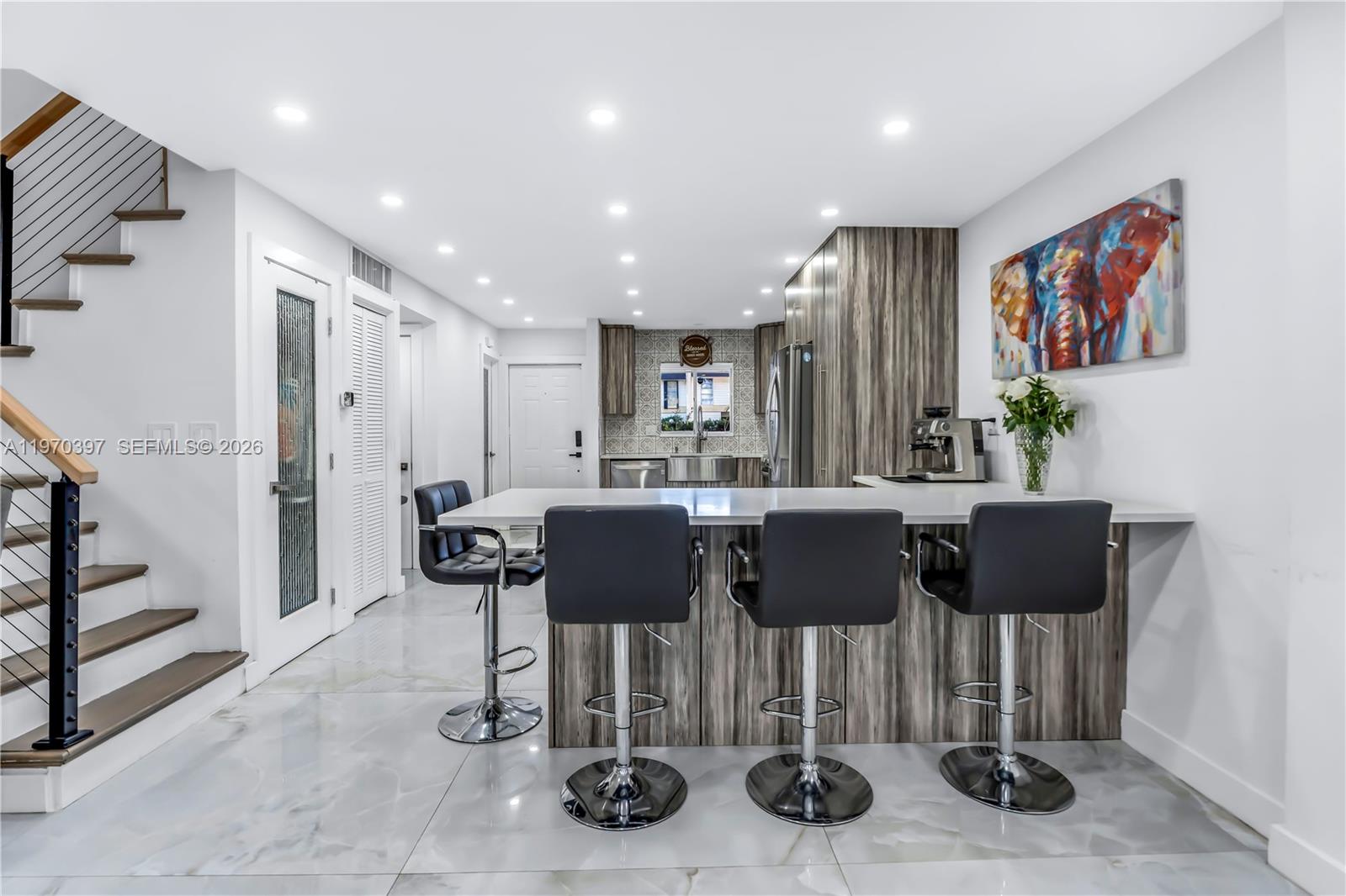 HOLLYWOOD GARDENS CONDOMI - Residential