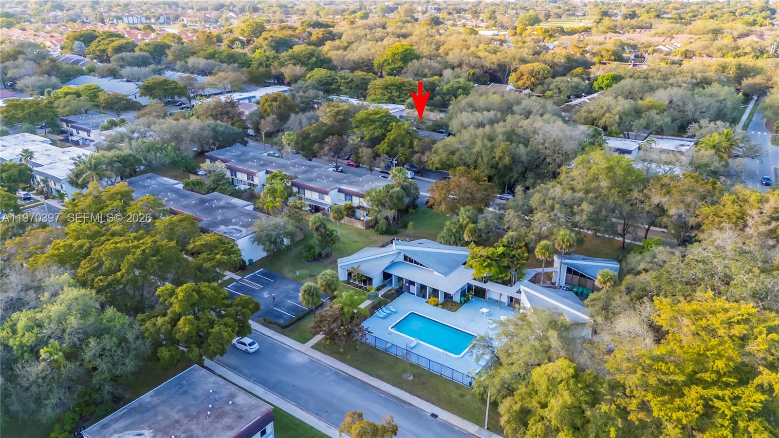 HOLLYWOOD GARDENS CONDOMI - Residential