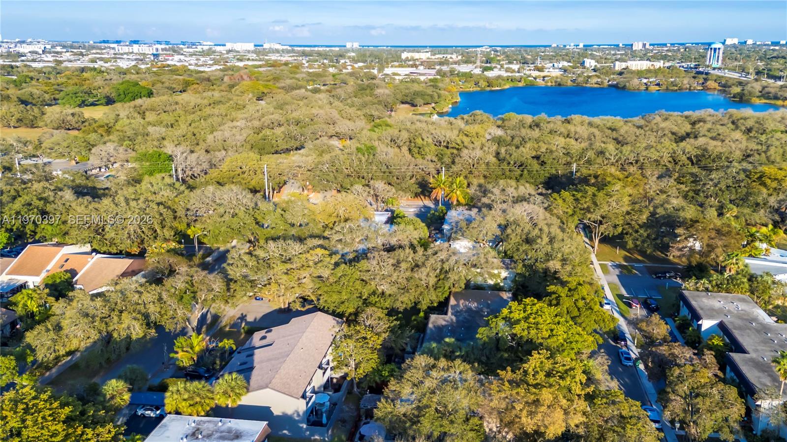 HOLLYWOOD GARDENS CONDOMI - Residential