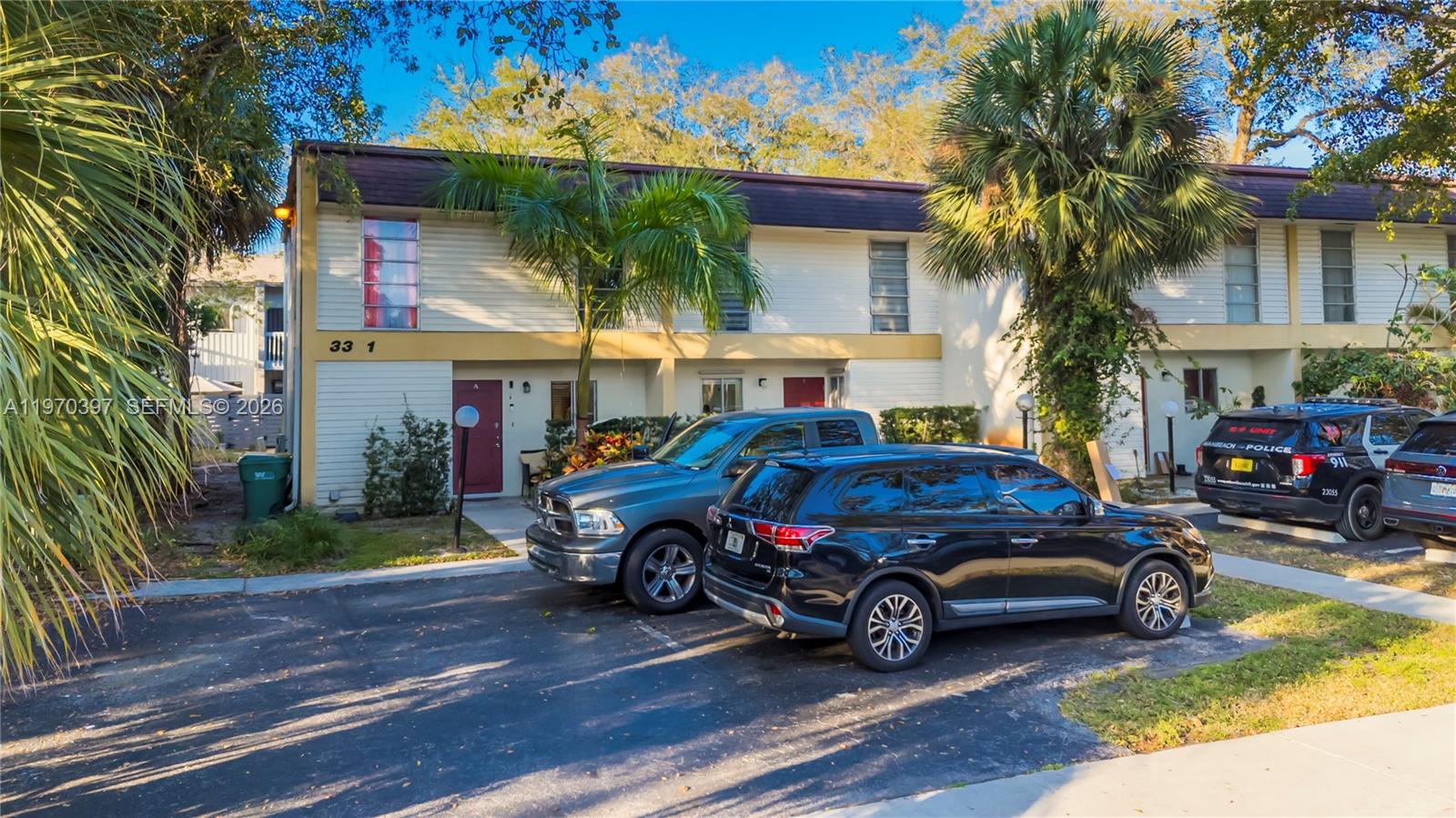 HOLLYWOOD GARDENS CONDOMI - Residential