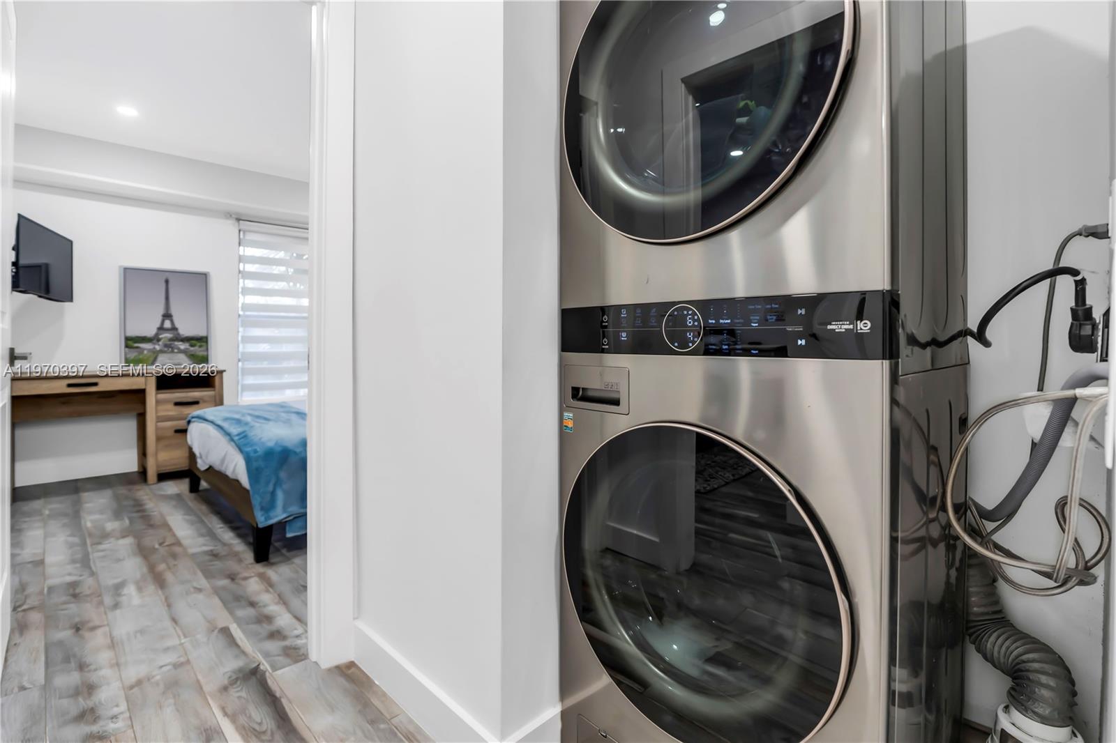 HOLLYWOOD GARDENS CONDOMI - Residential