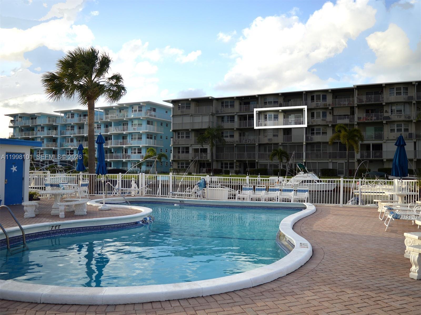 PENNSYLVANIA CONDOMINIUM - Residential