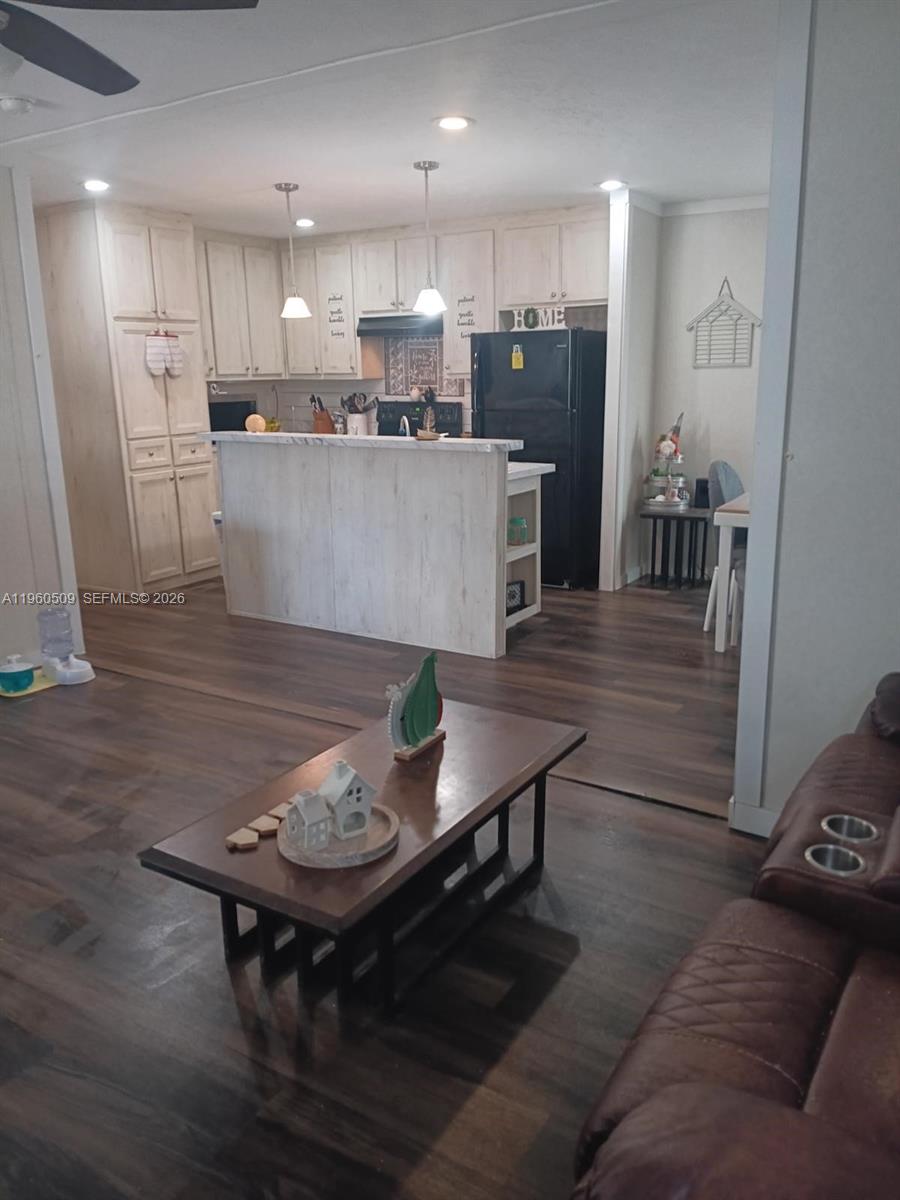 Pedaler's Pond - Residential