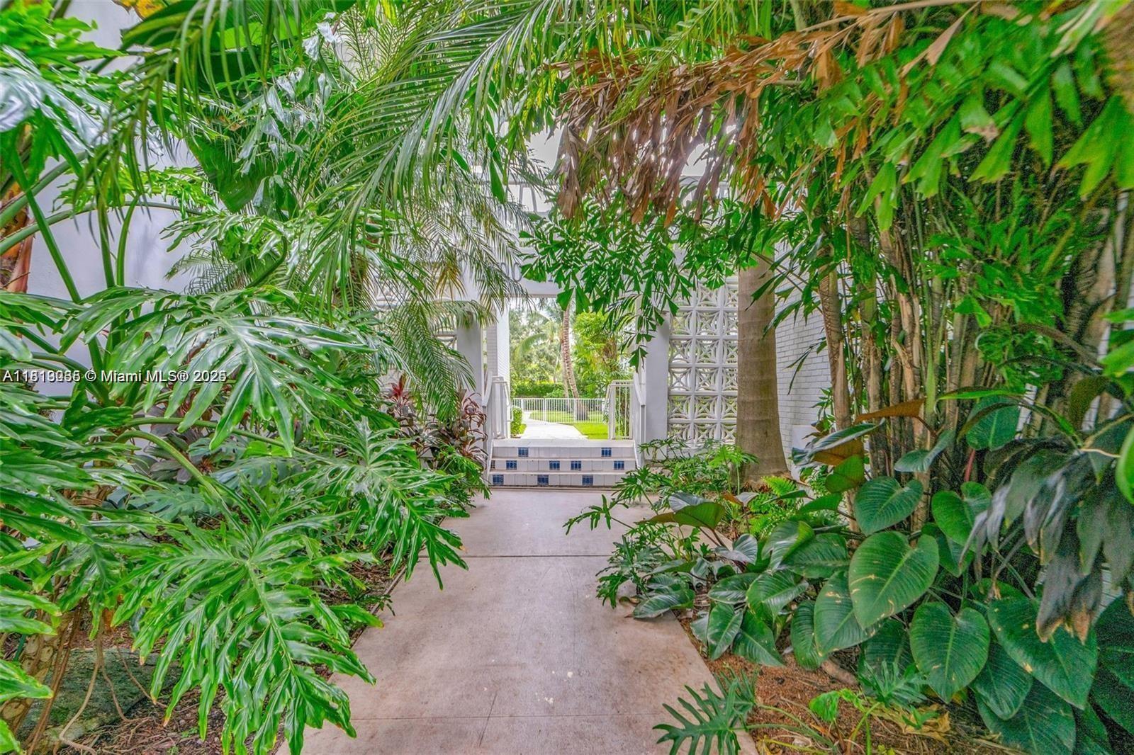 LIDO BAY - Residential Lease