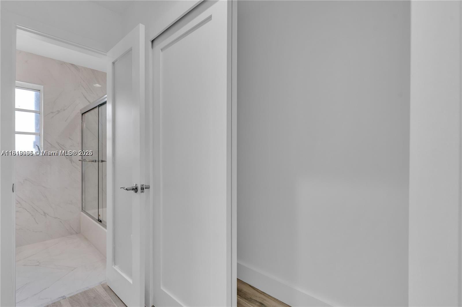 LIDO BAY - Residential Lease