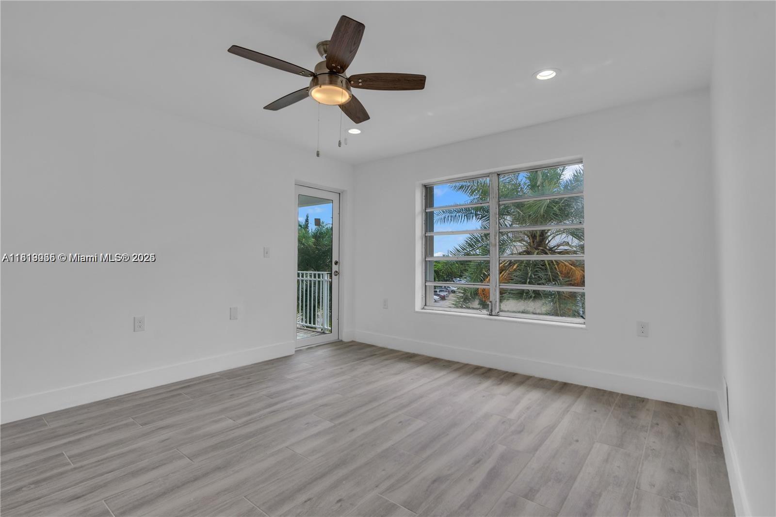 LIDO BAY - Residential Lease