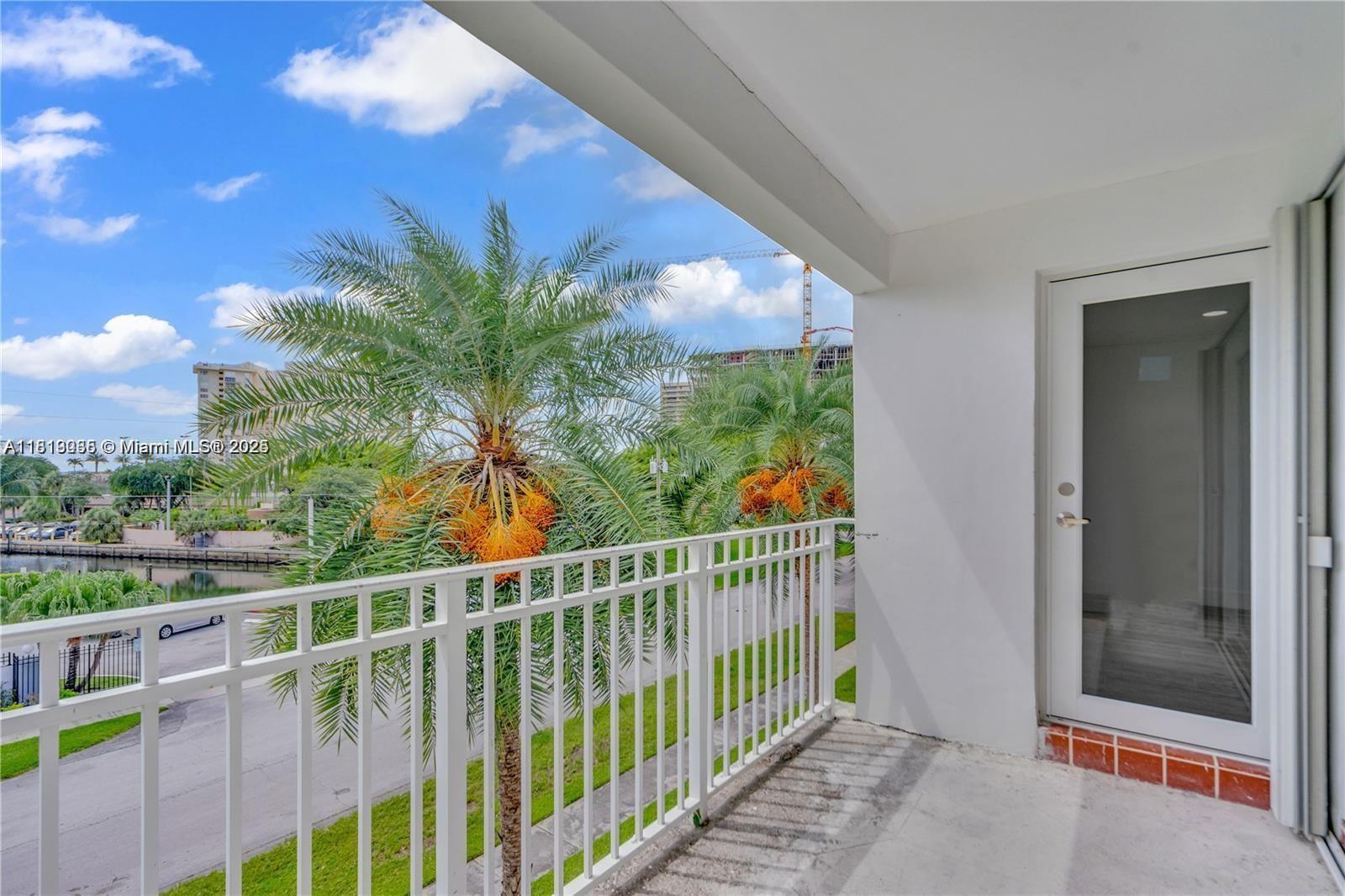 LIDO BAY - Residential Lease