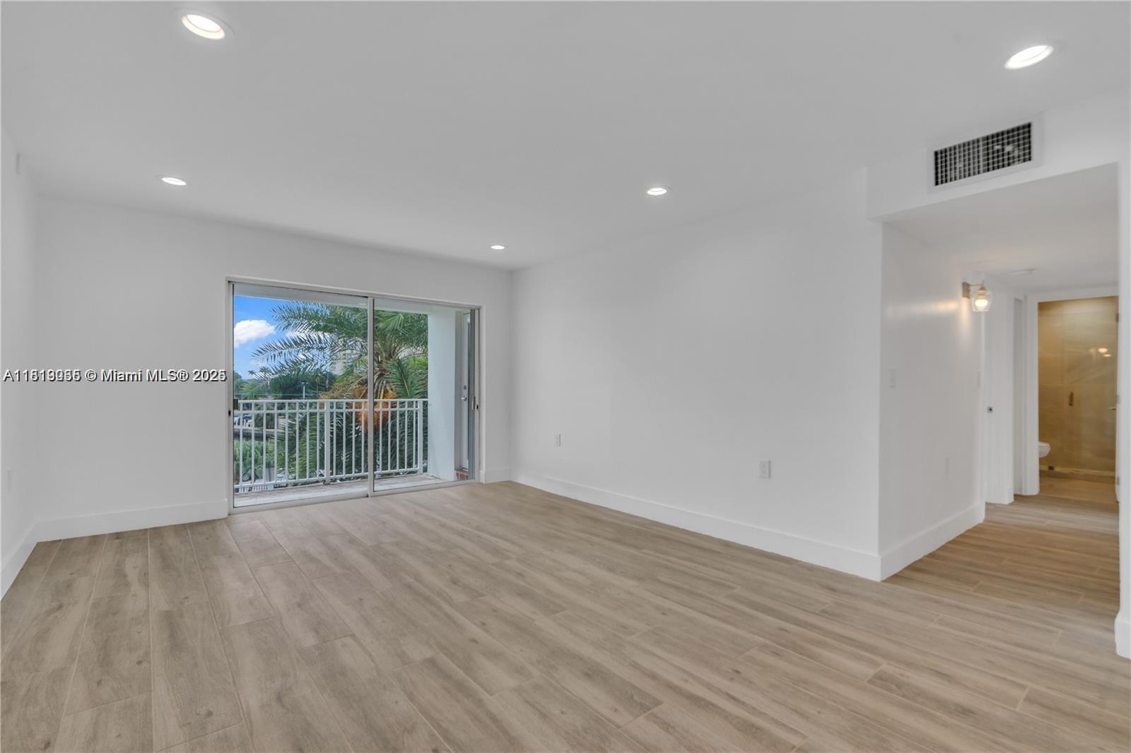 LIDO BAY - Residential Lease