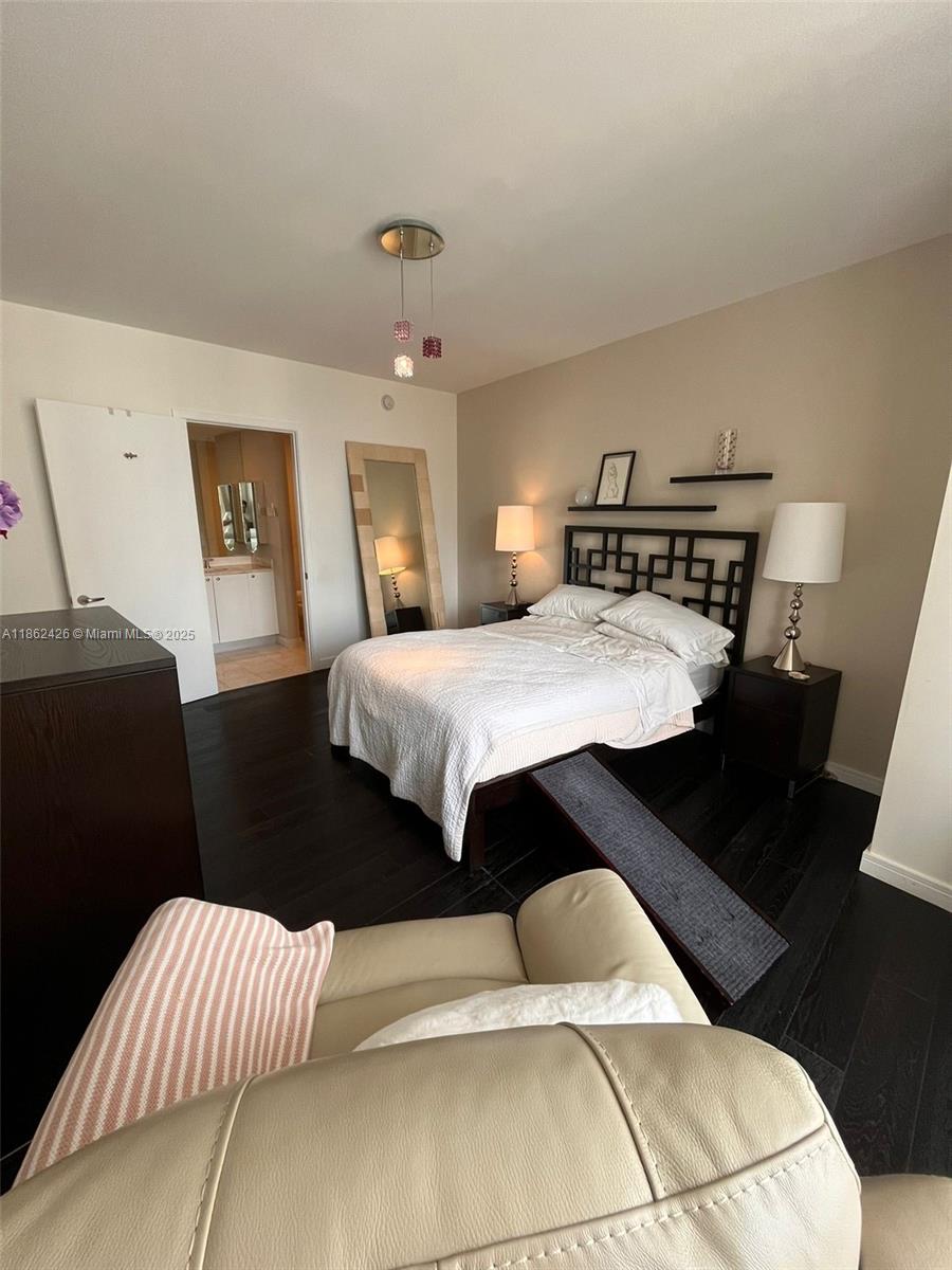 CARBONELL CONDO - Residential