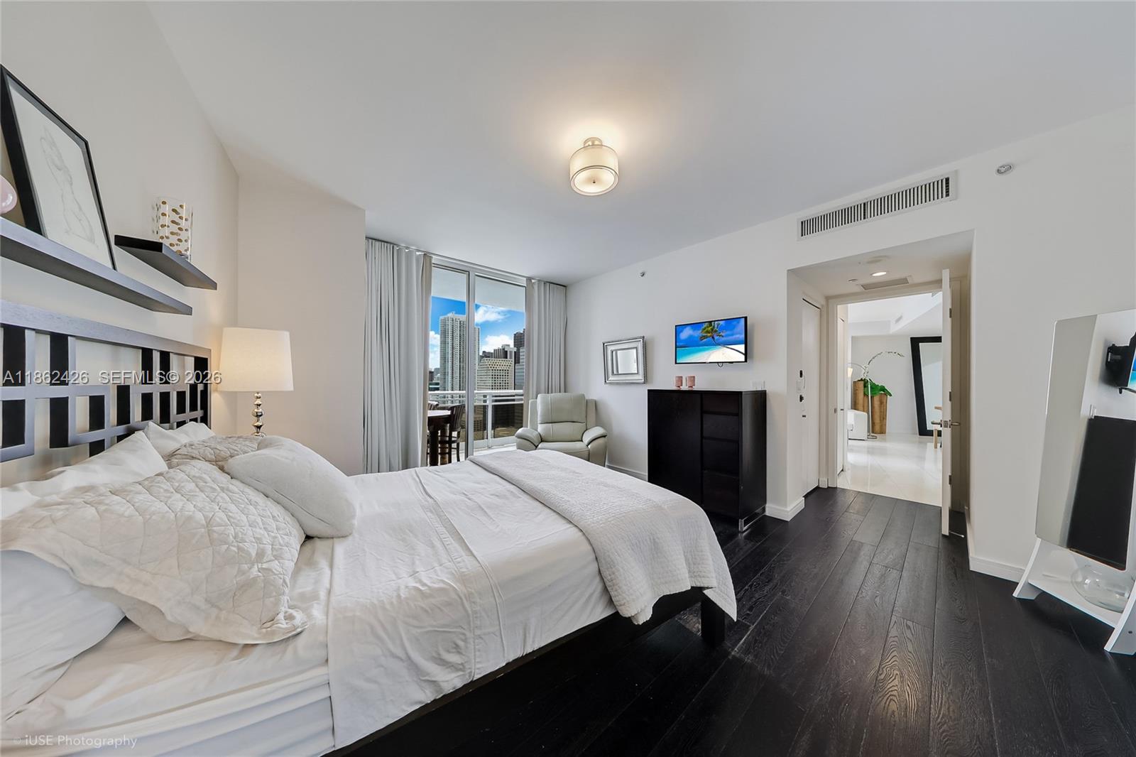 CARBONELL CONDO - Residential