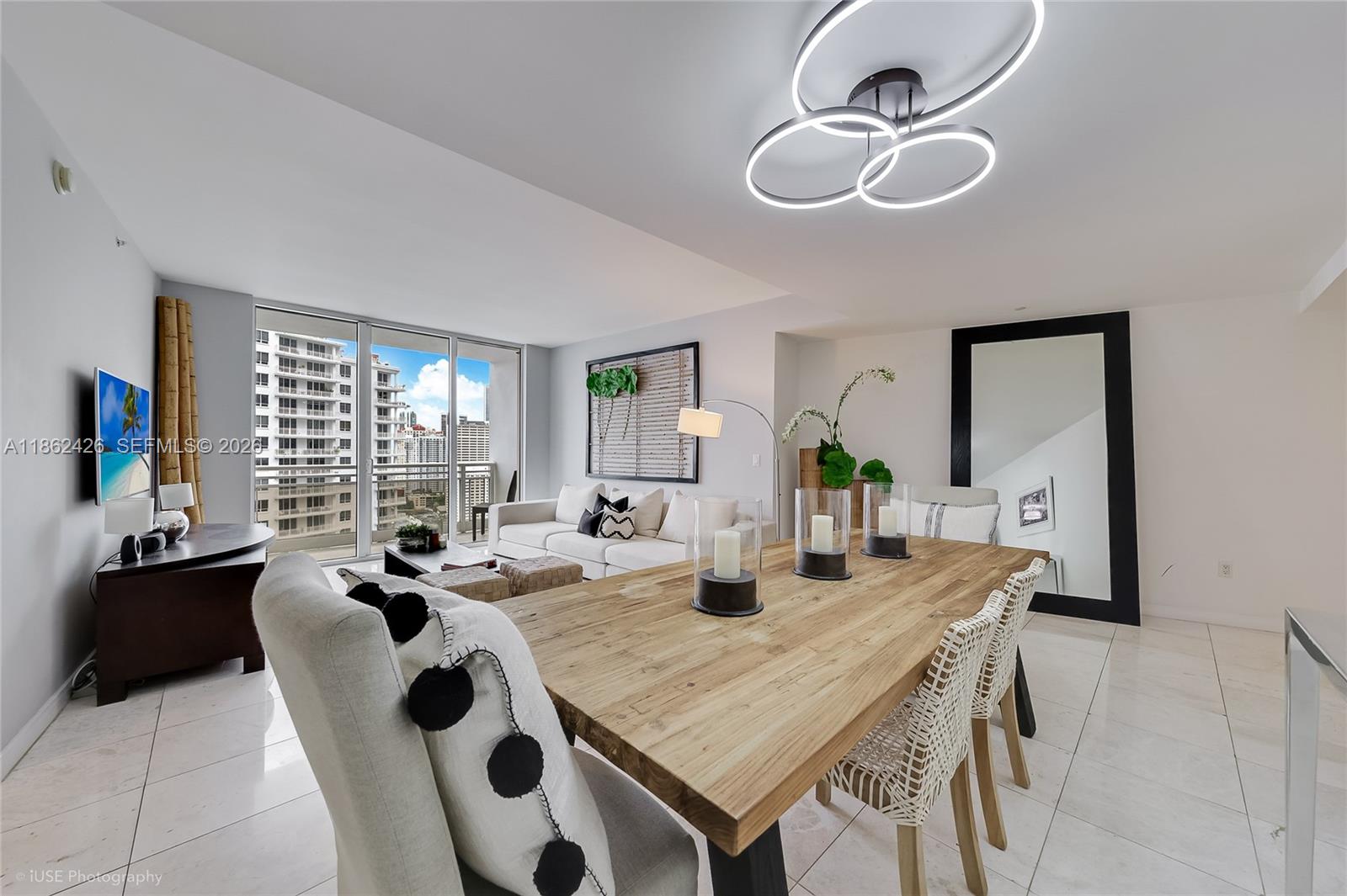 CARBONELL CONDO - Residential