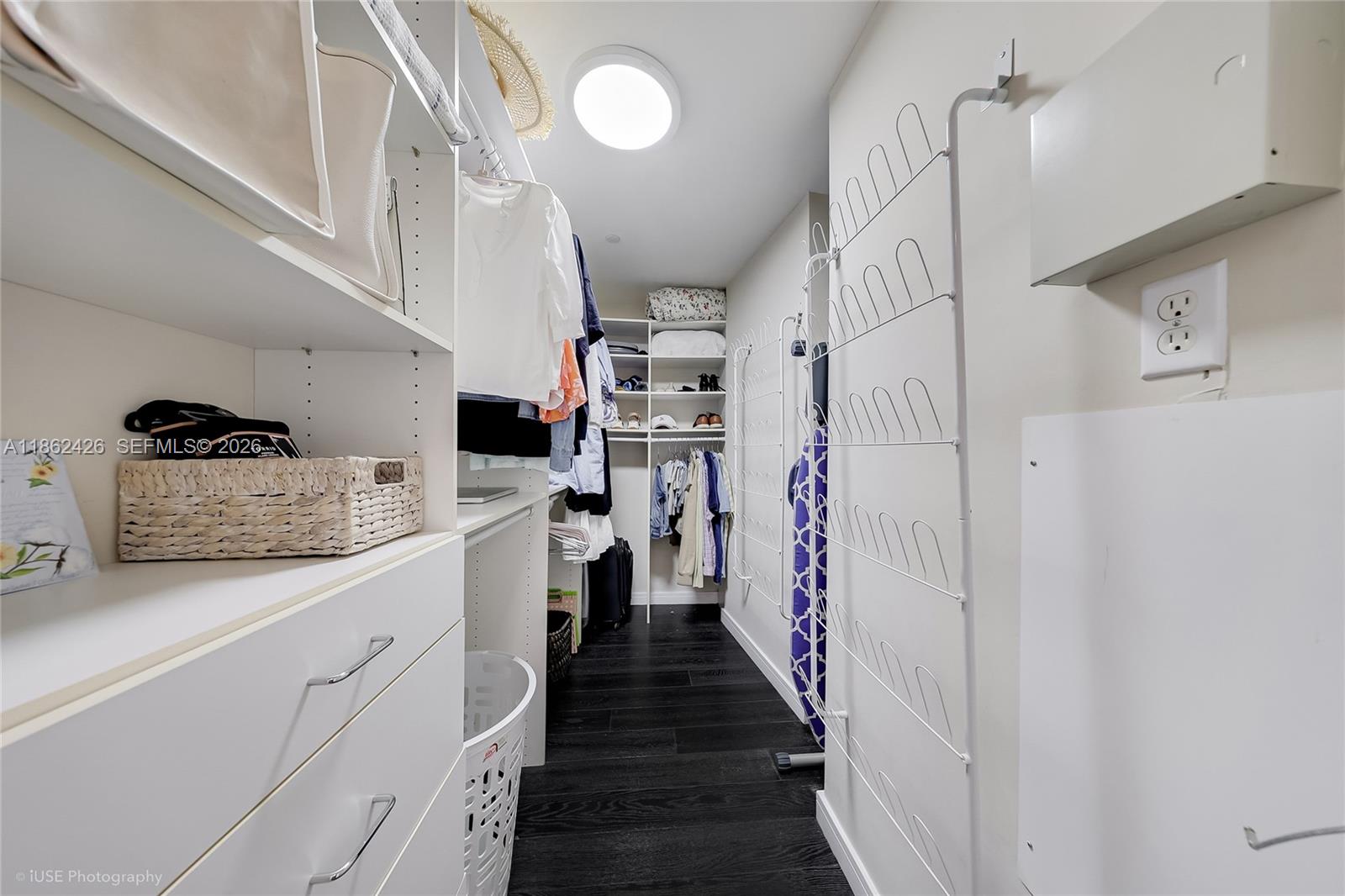 CARBONELL CONDO - Residential