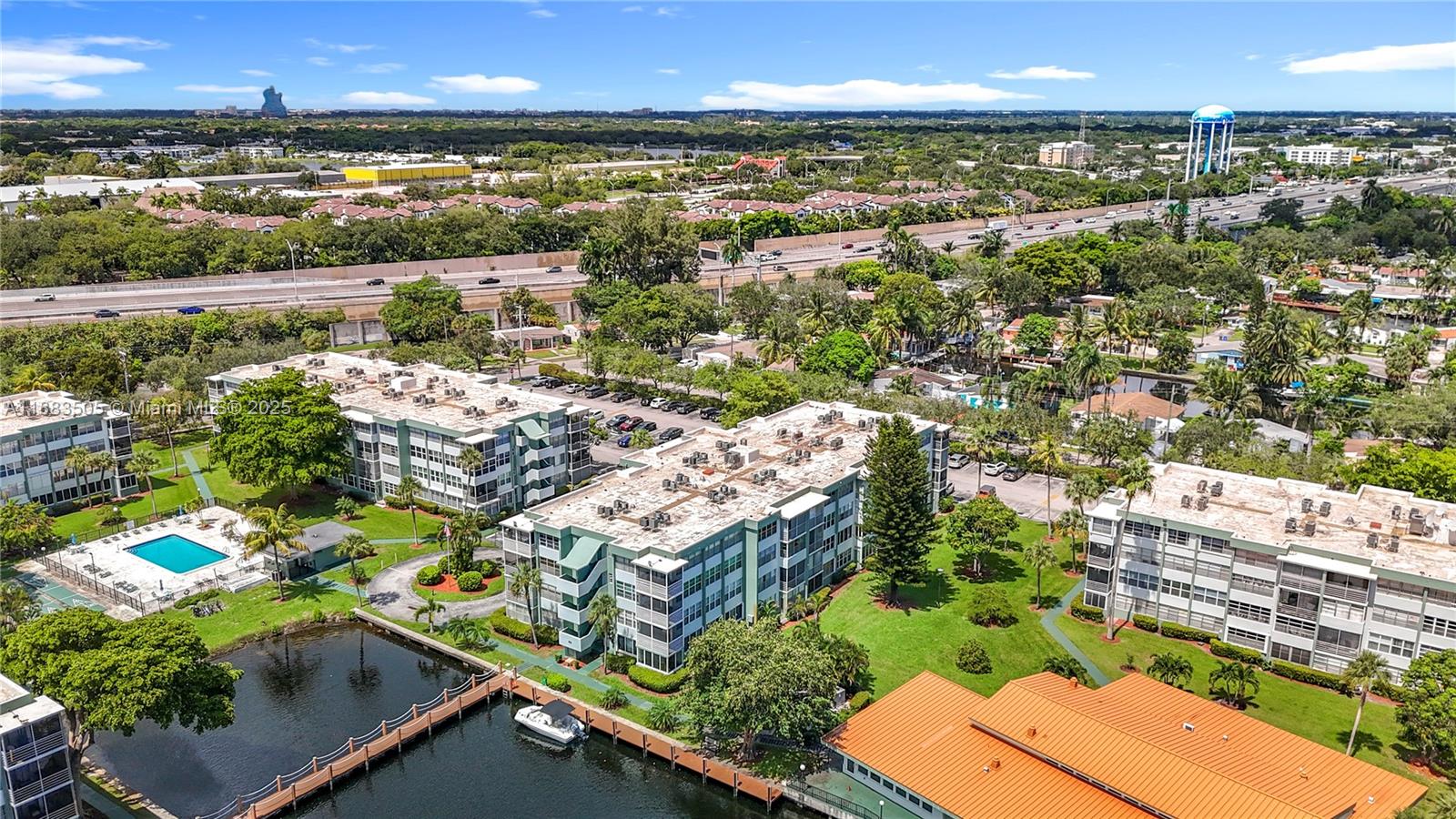 WATERGATE CONDOMINIUM NO - Residential