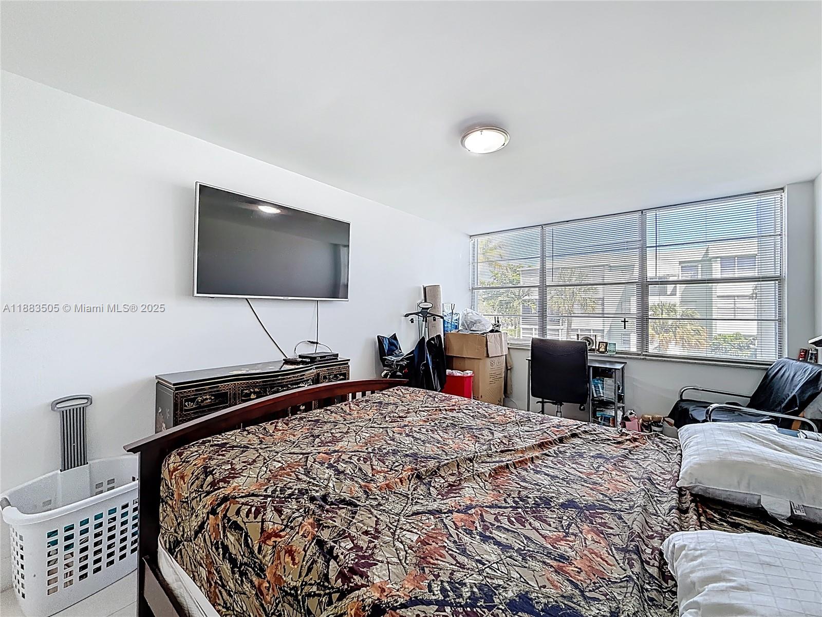 WATERGATE CONDOMINIUM NO - Residential