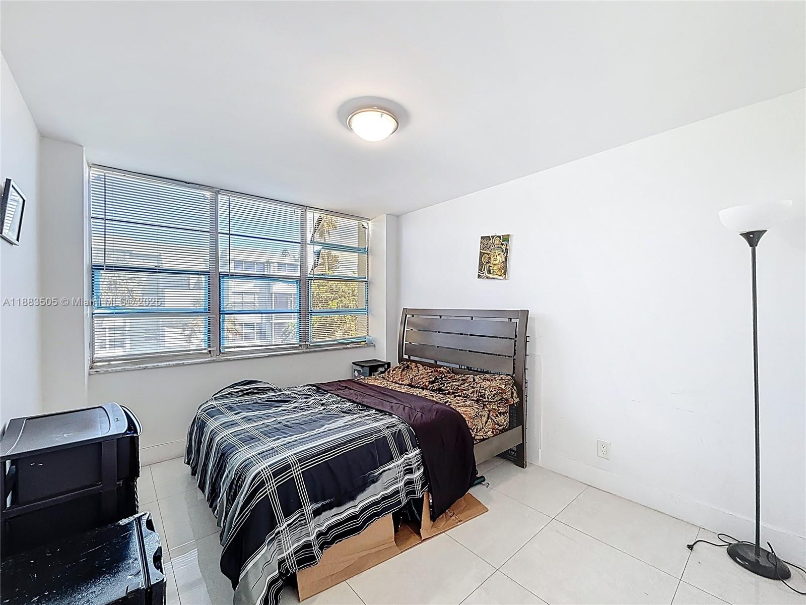 WATERGATE CONDOMINIUM NO - Residential