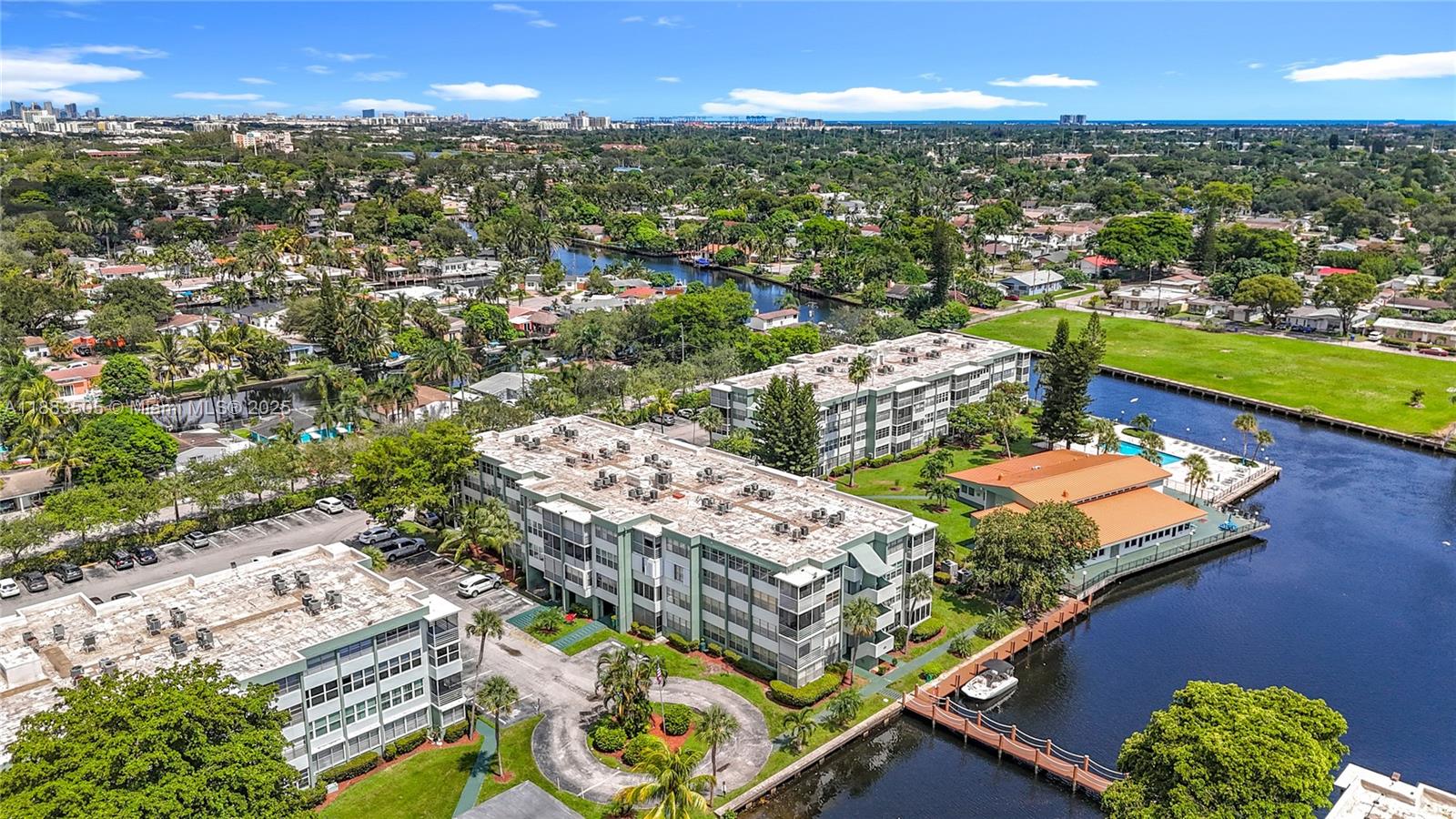 WATERGATE CONDOMINIUM NO - Residential