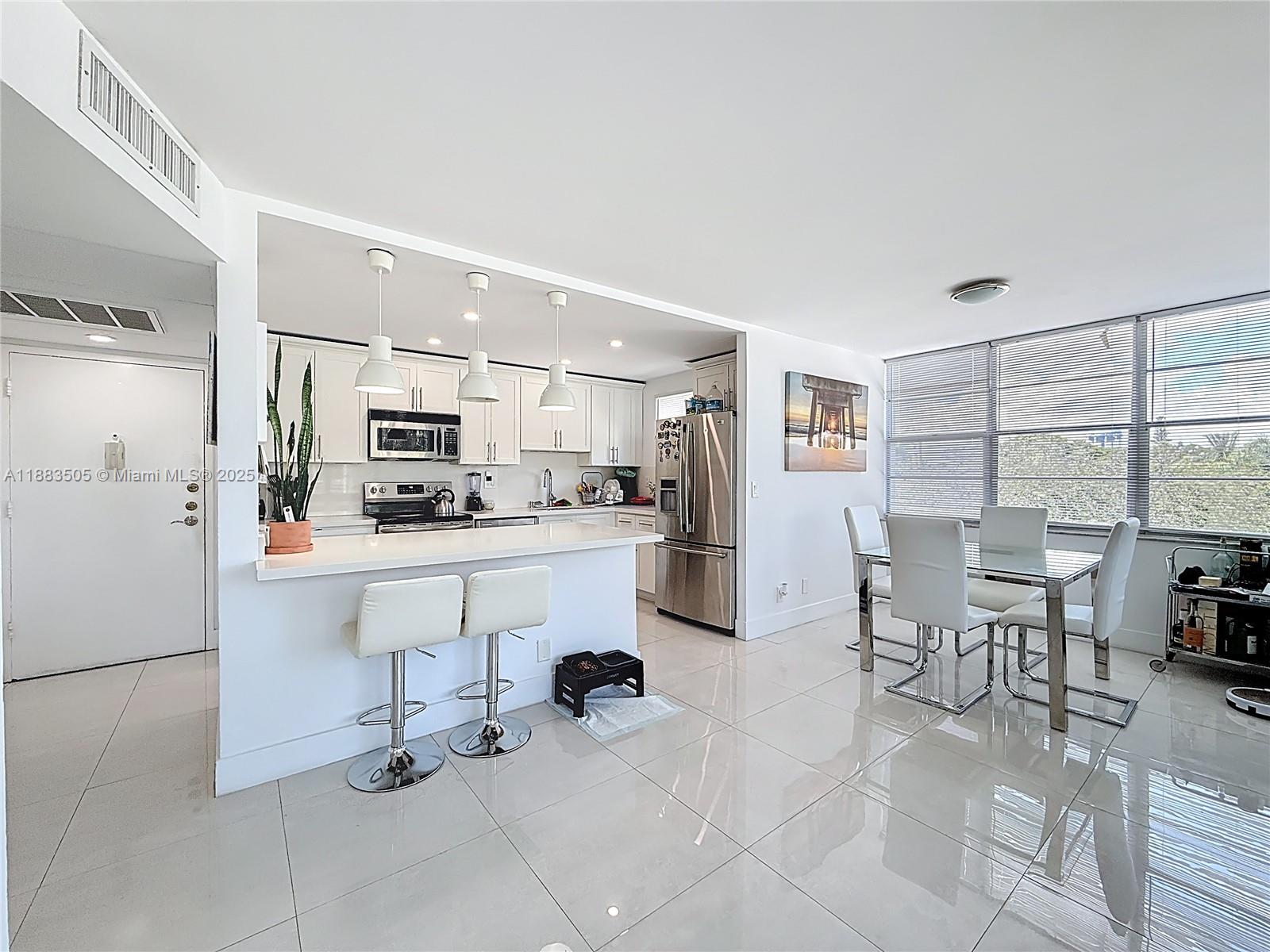 WATERGATE CONDOMINIUM NO - Residential