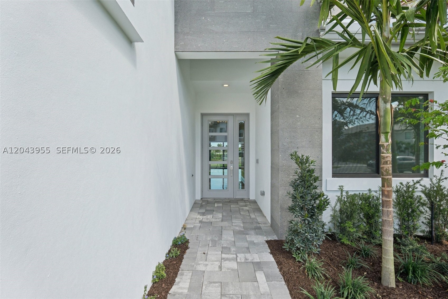 13075 Feathering Way