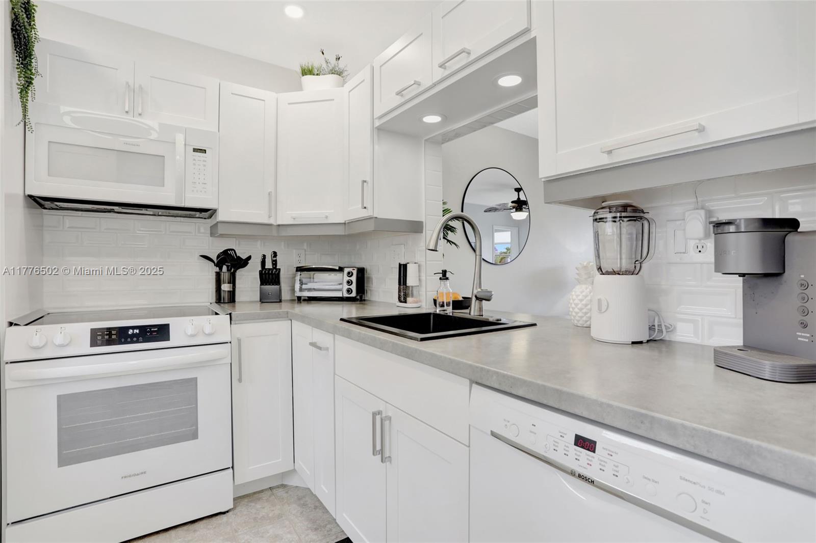 3406 NW 49th Ave 507