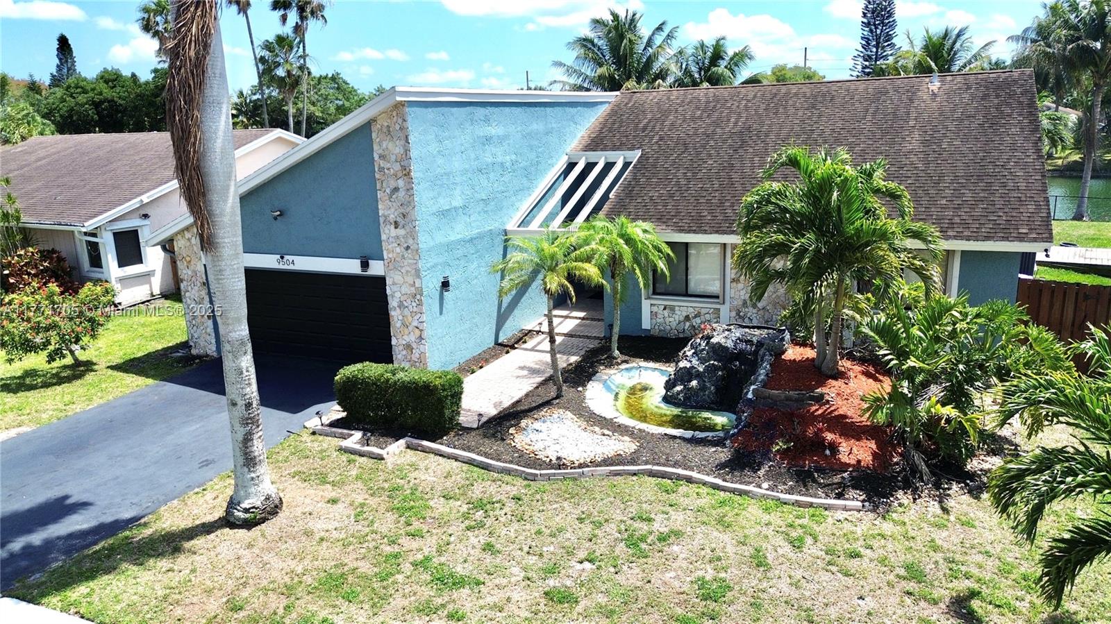 9504 NW 46th St