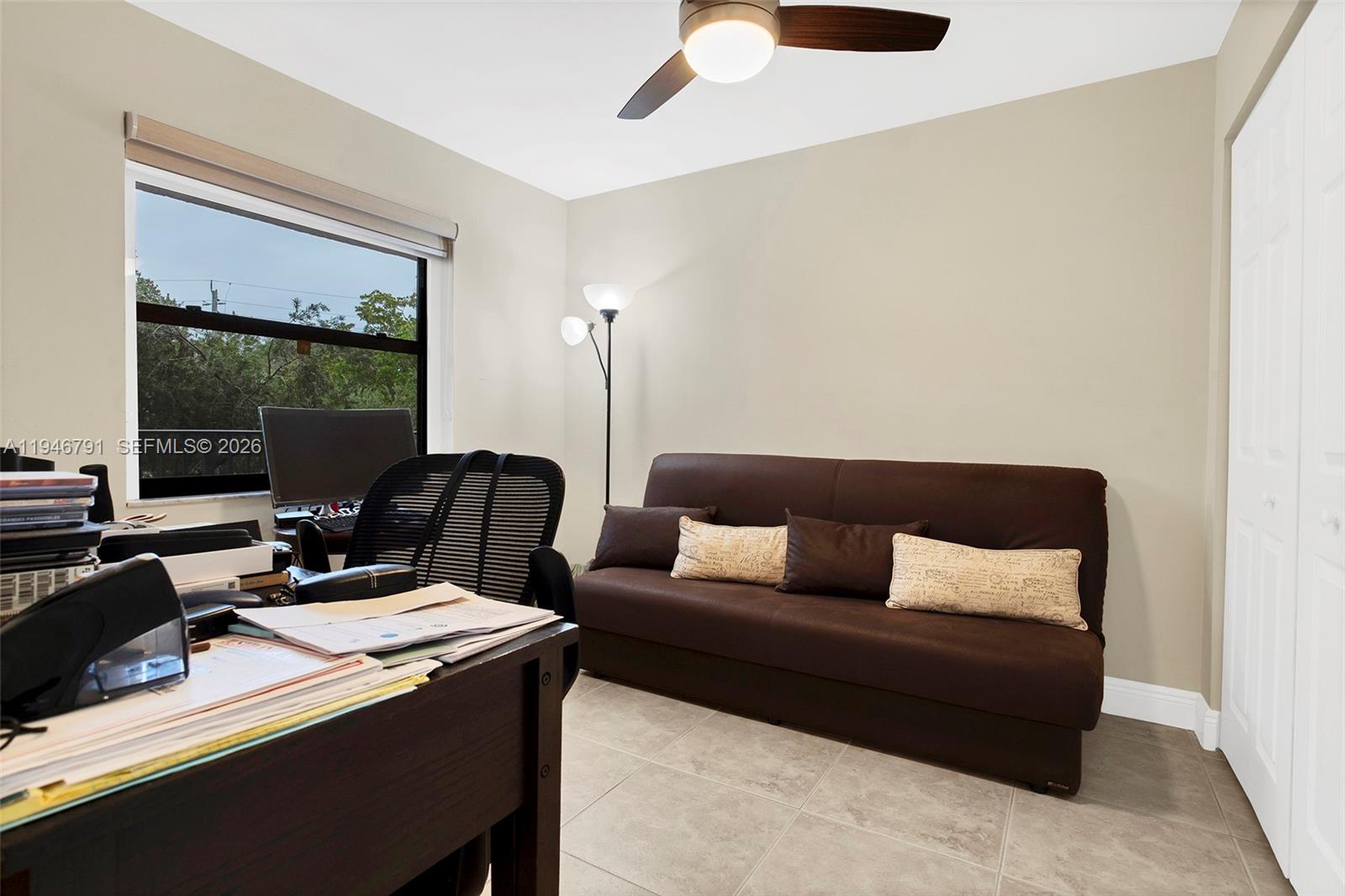 SUNRISE LAKES 173 CONDO - Residential