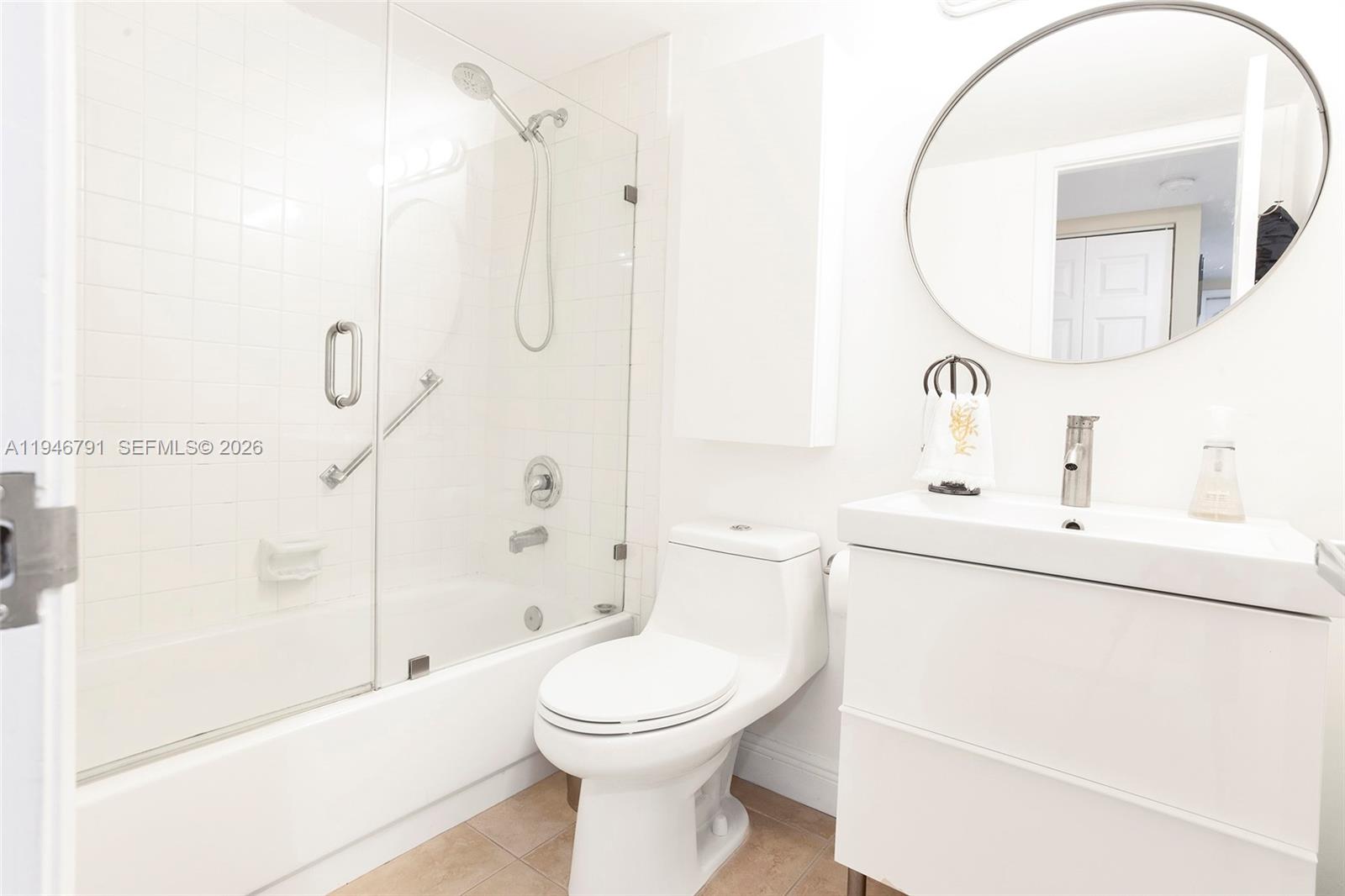 SUNRISE LAKES 173 CONDO - Residential