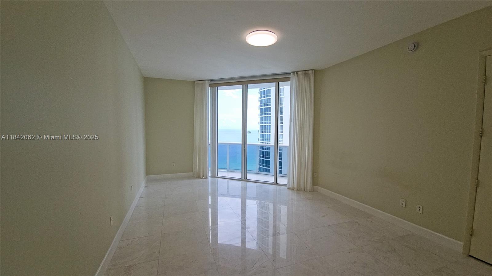 TDR TOWER II CONDO - Residential Lease