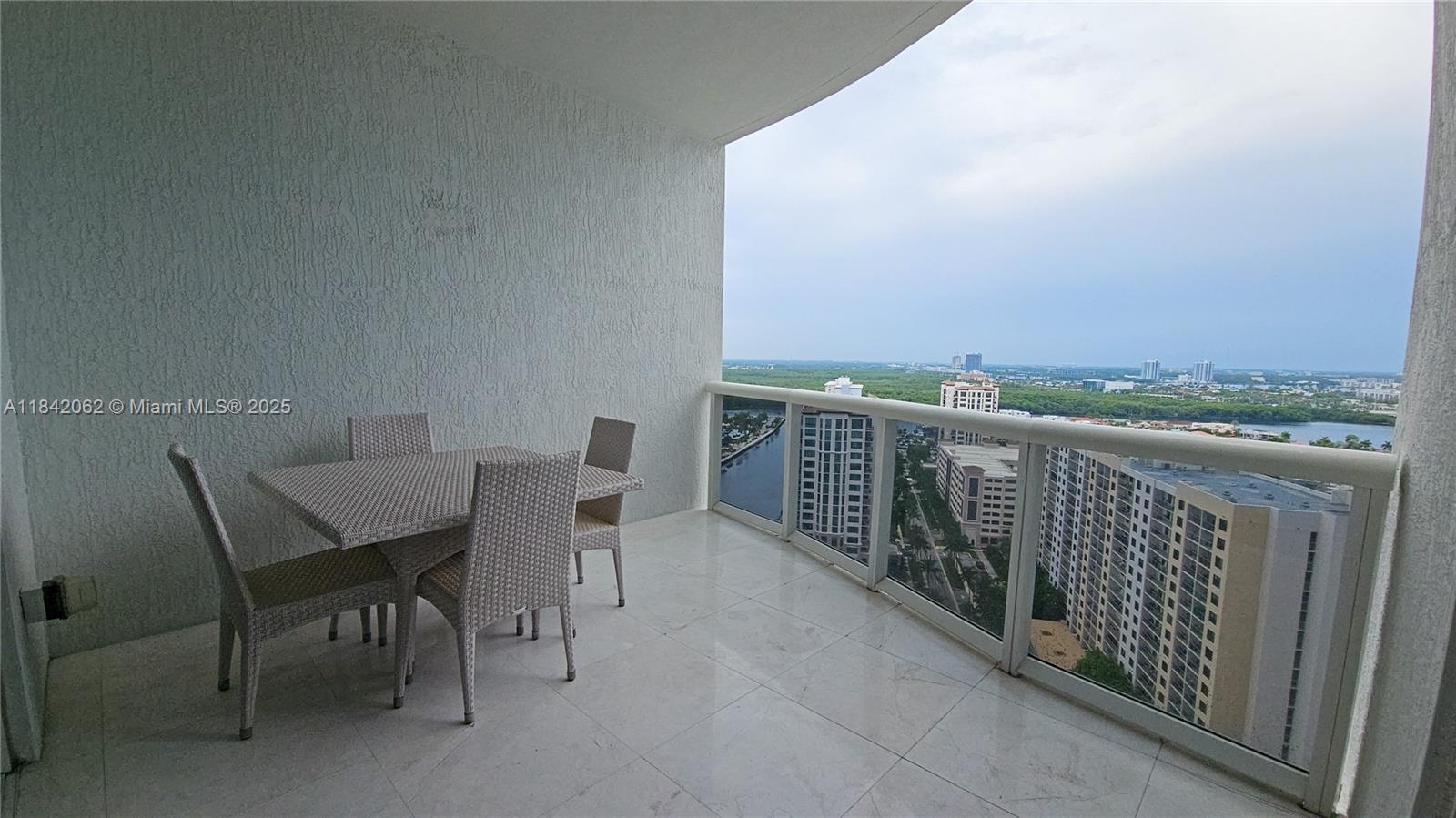 TDR TOWER II CONDO - Residential Lease