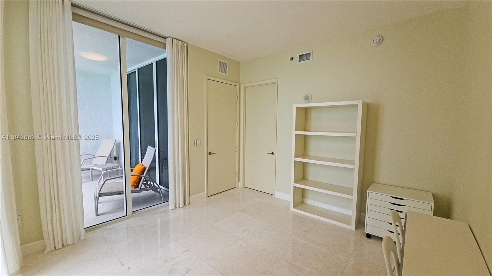 TDR TOWER II CONDO - Residential Lease