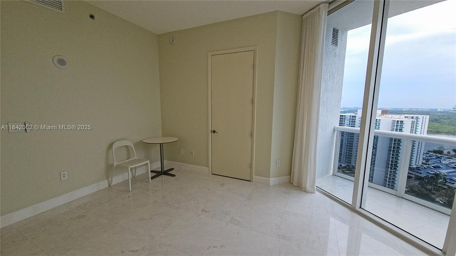 TDR TOWER II CONDO - Residential Lease