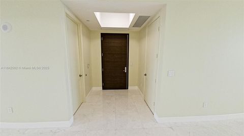 15901 collins ave 2106 Sunny Isles Beach FL 33160