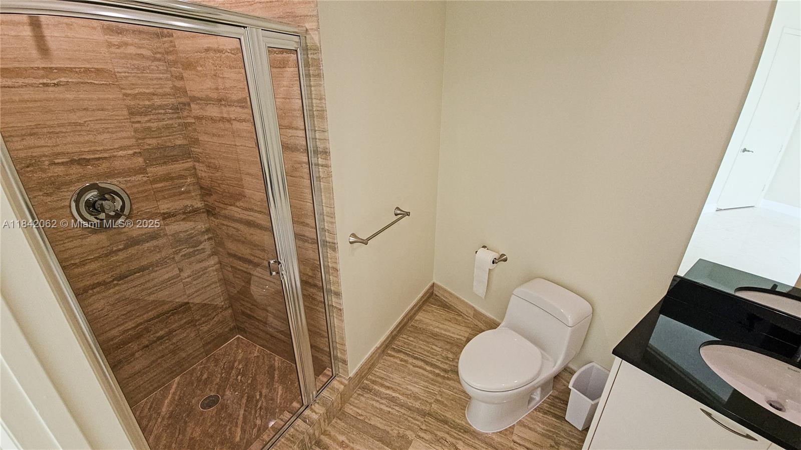 TDR TOWER II CONDO - Residential Lease