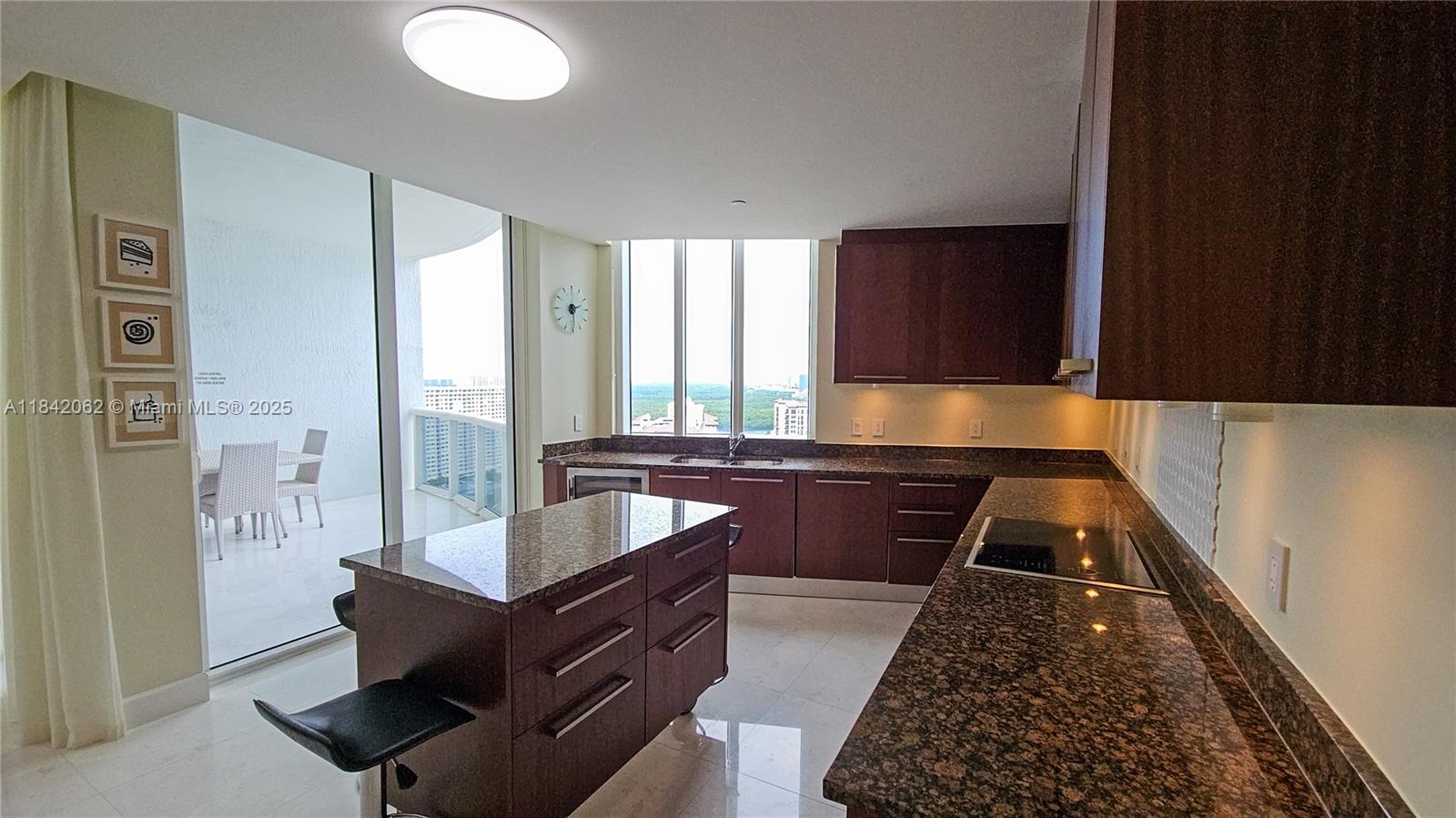 TDR TOWER II CONDO - Residential Lease