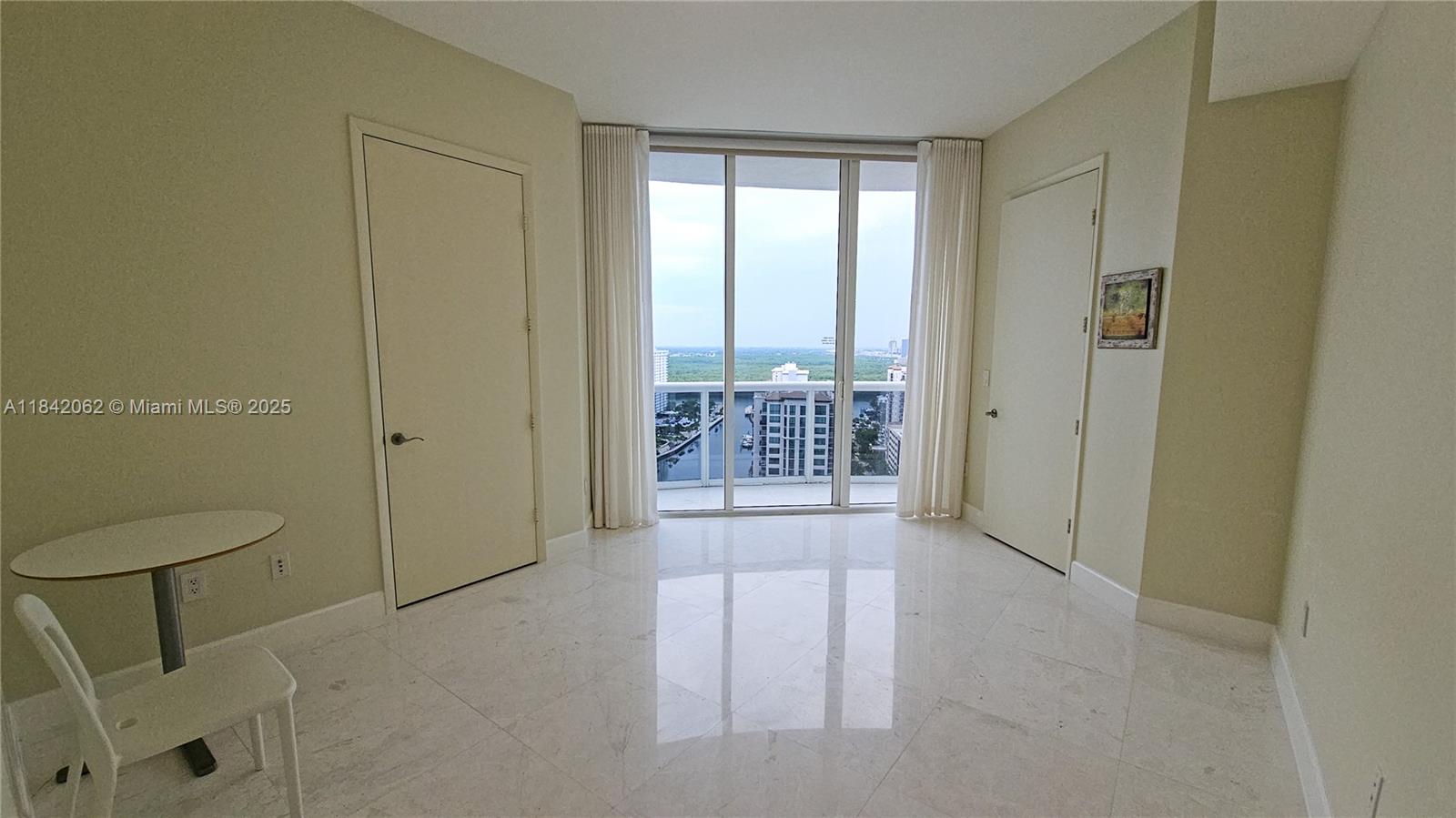TDR TOWER II CONDO - Residential Lease