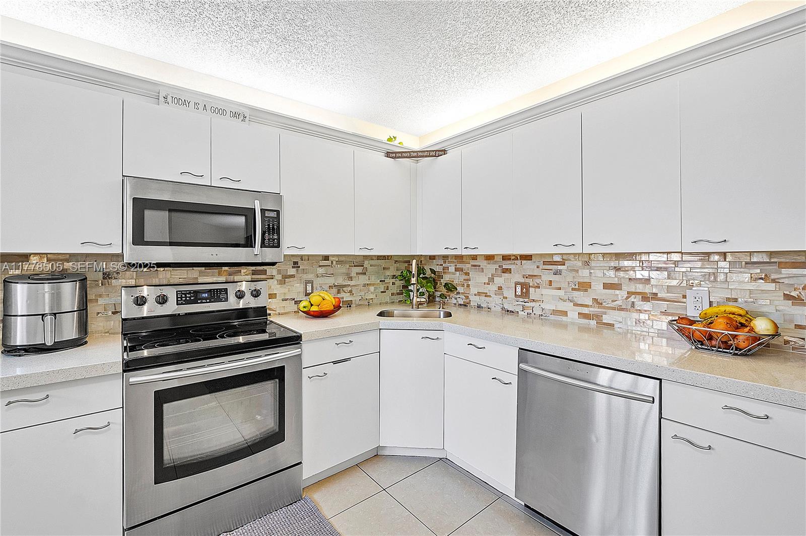 4101 E Coral Tree Cir 313