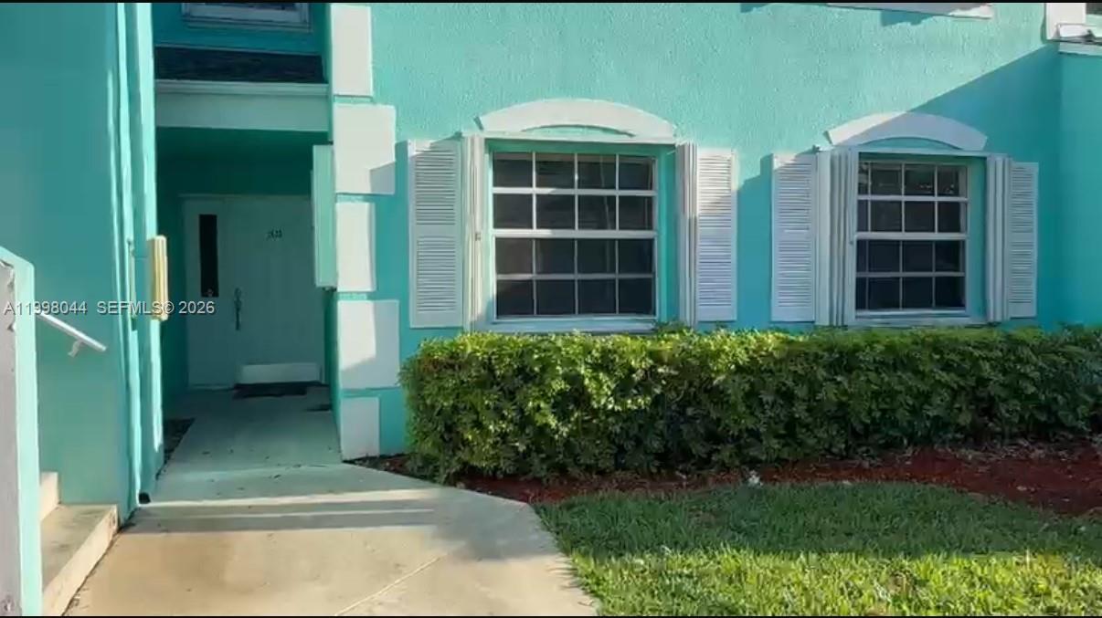 KEYS GATE CONDO NO THREE - Residential