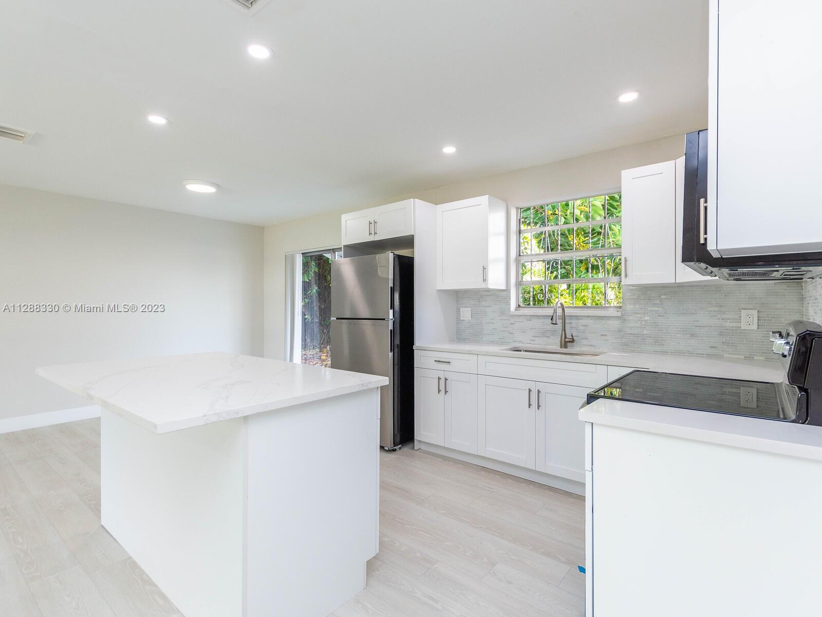 Photo 11 of 41 of 13030 SW 260th St house