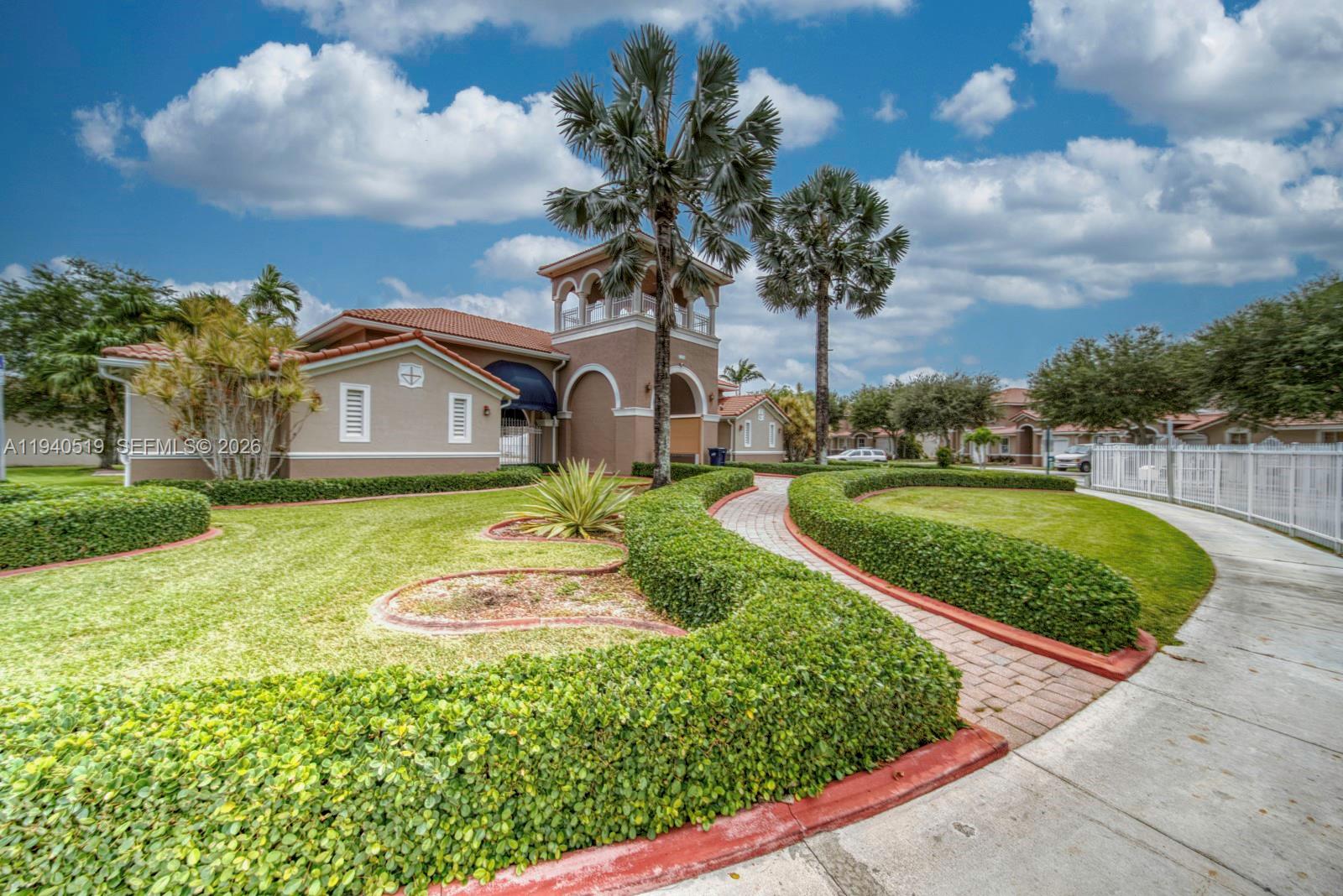 RIVERSIDE AT BISC NATL PK - Residential