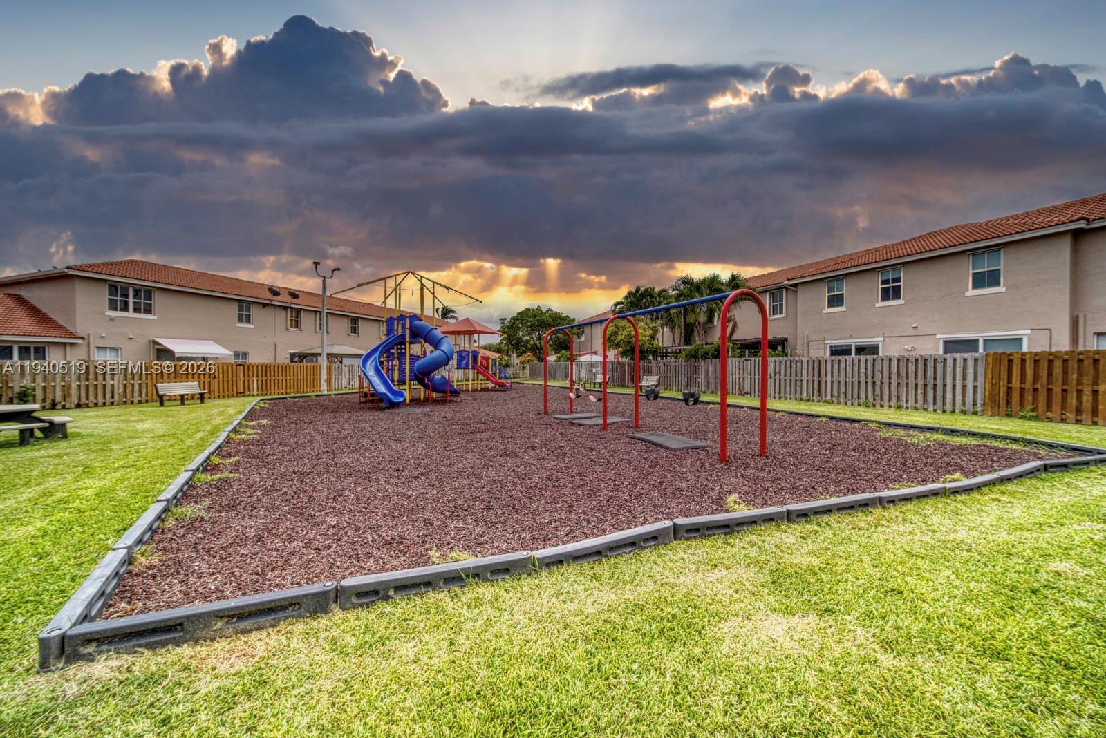 RIVERSIDE AT BISC NATL PK - Residential