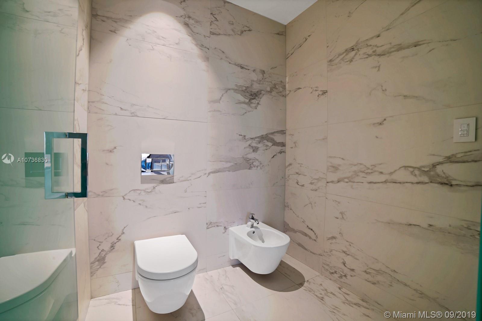 One Thousand Museum - Residential